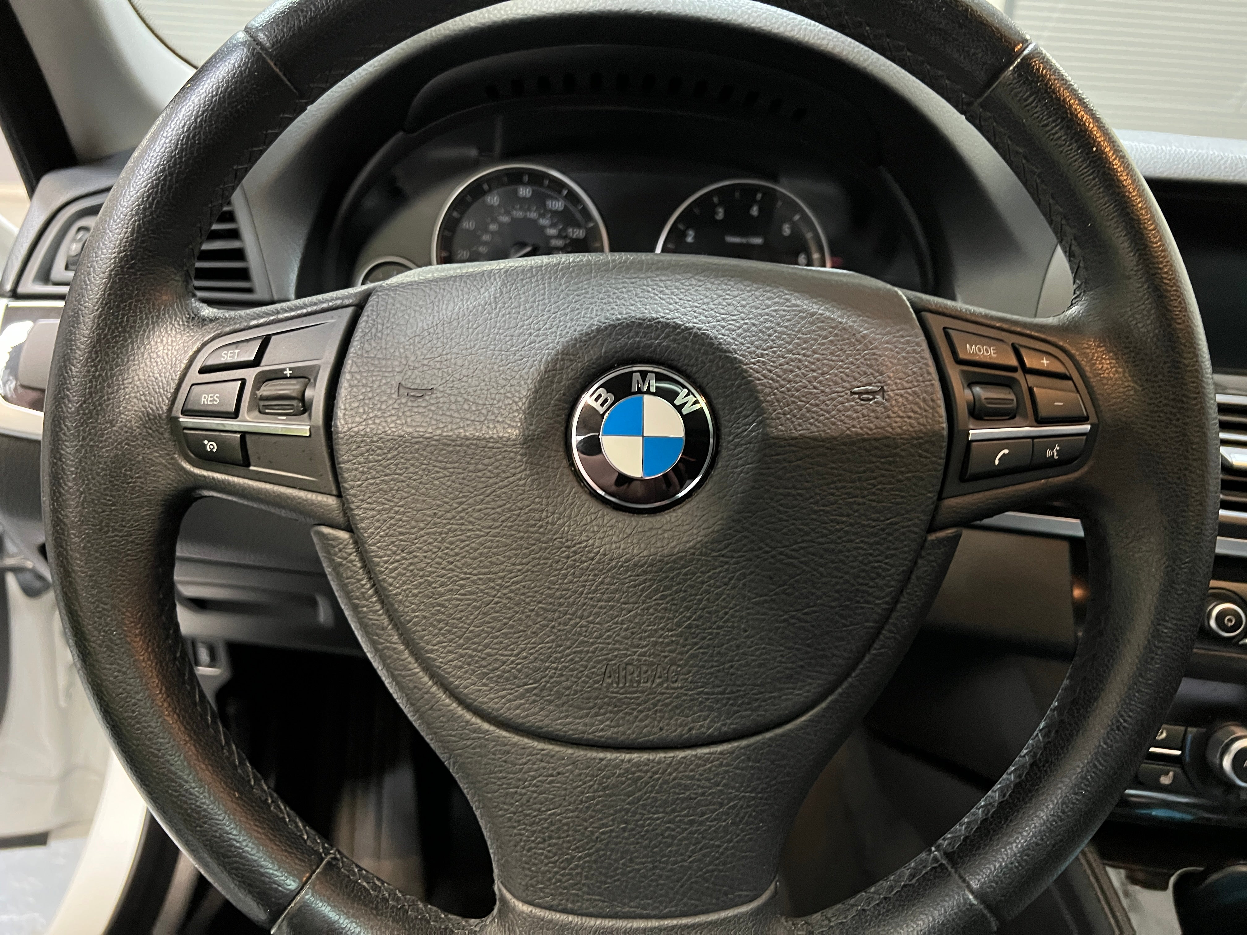 2014 BMW 5 Series 528i 4