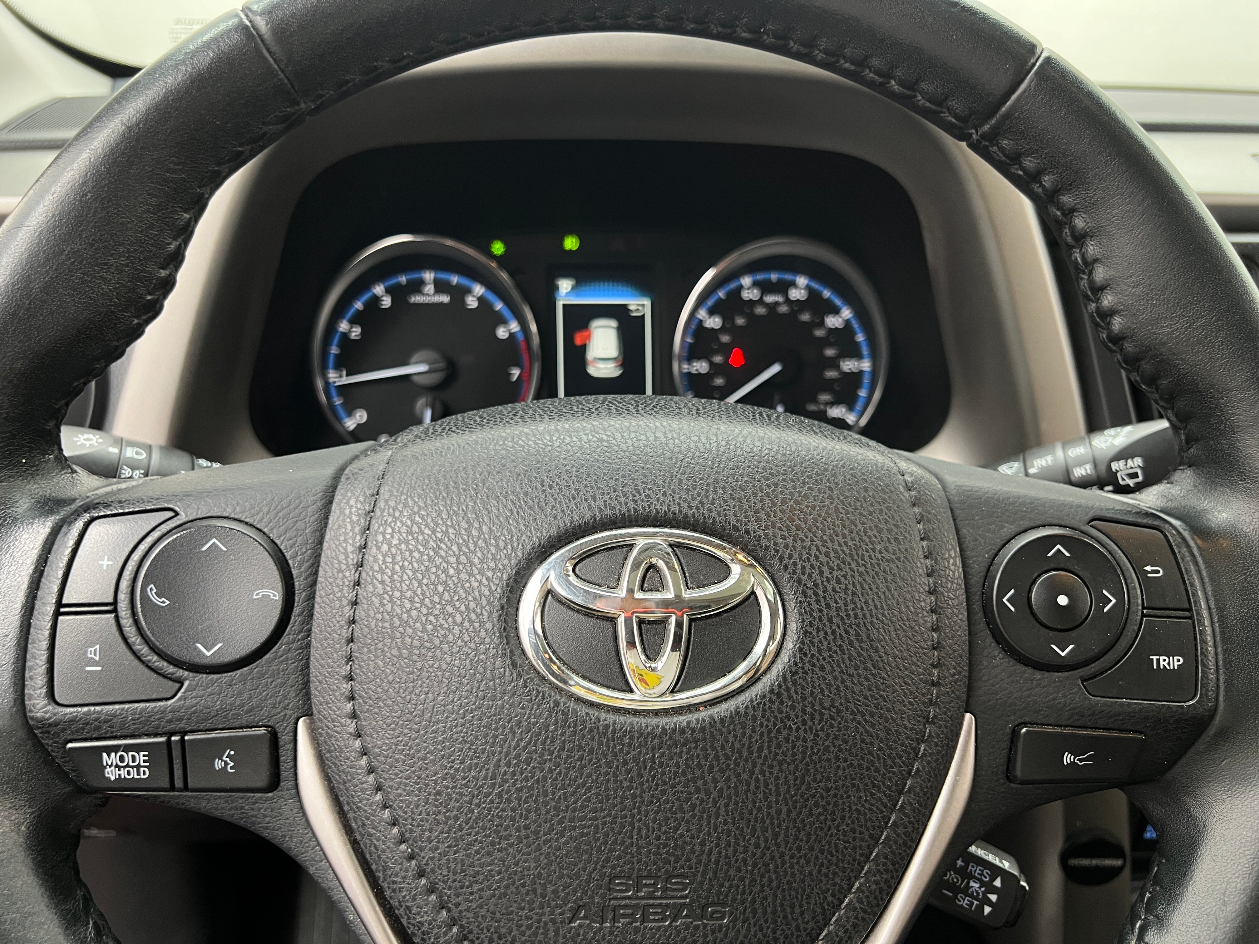2017 Toyota RAV4 Limited 4