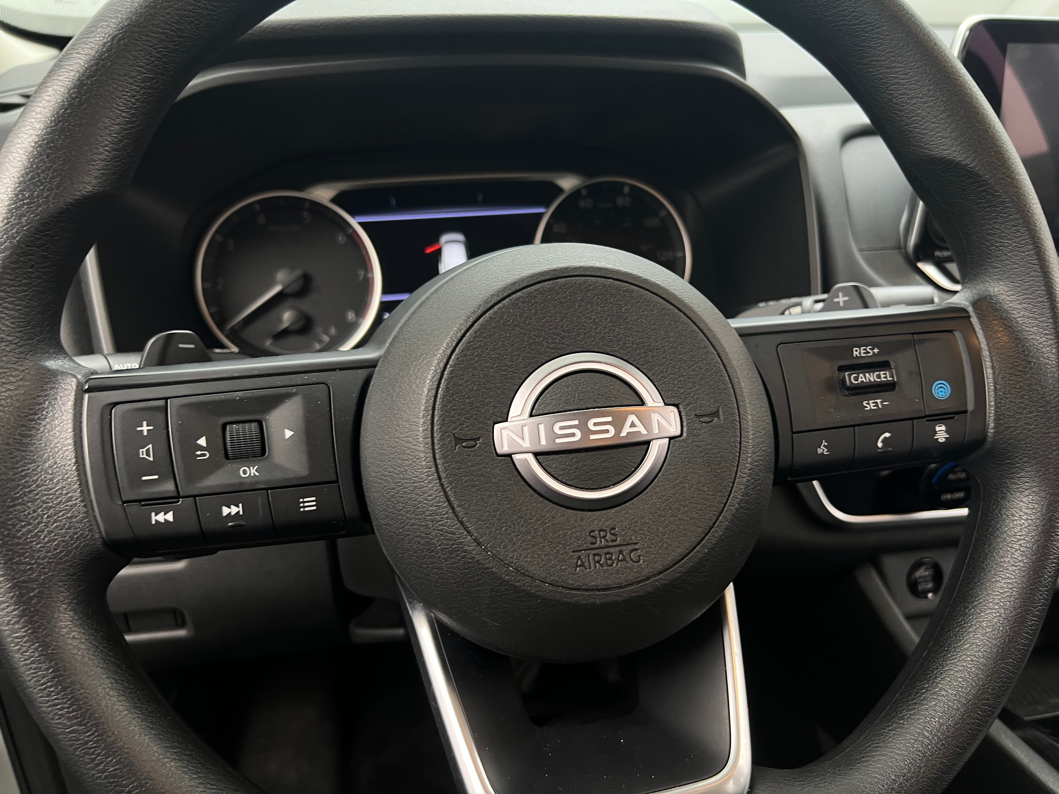 2024 Nissan Rogue SV 5
