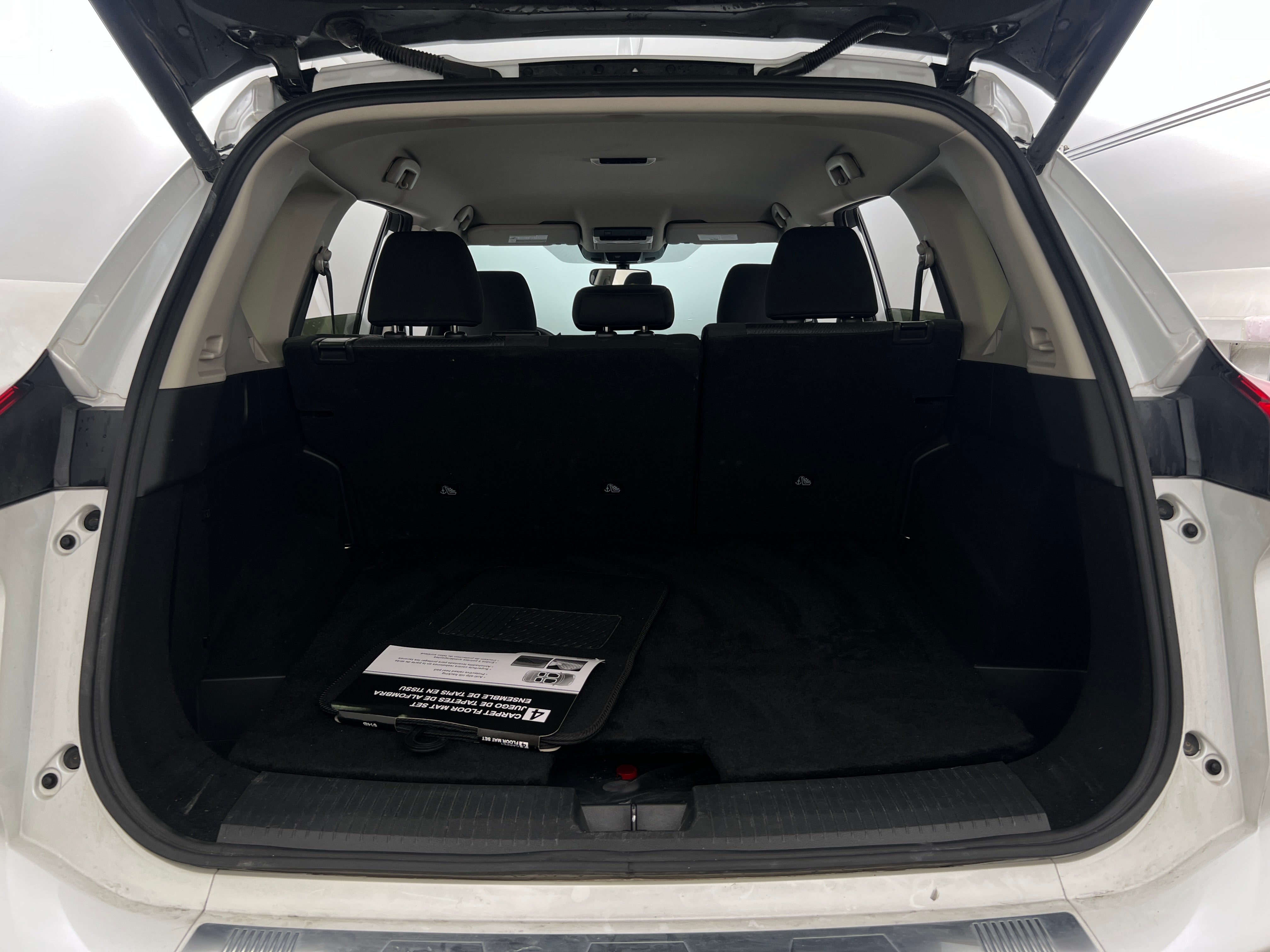 2024 Nissan Rogue SV 7