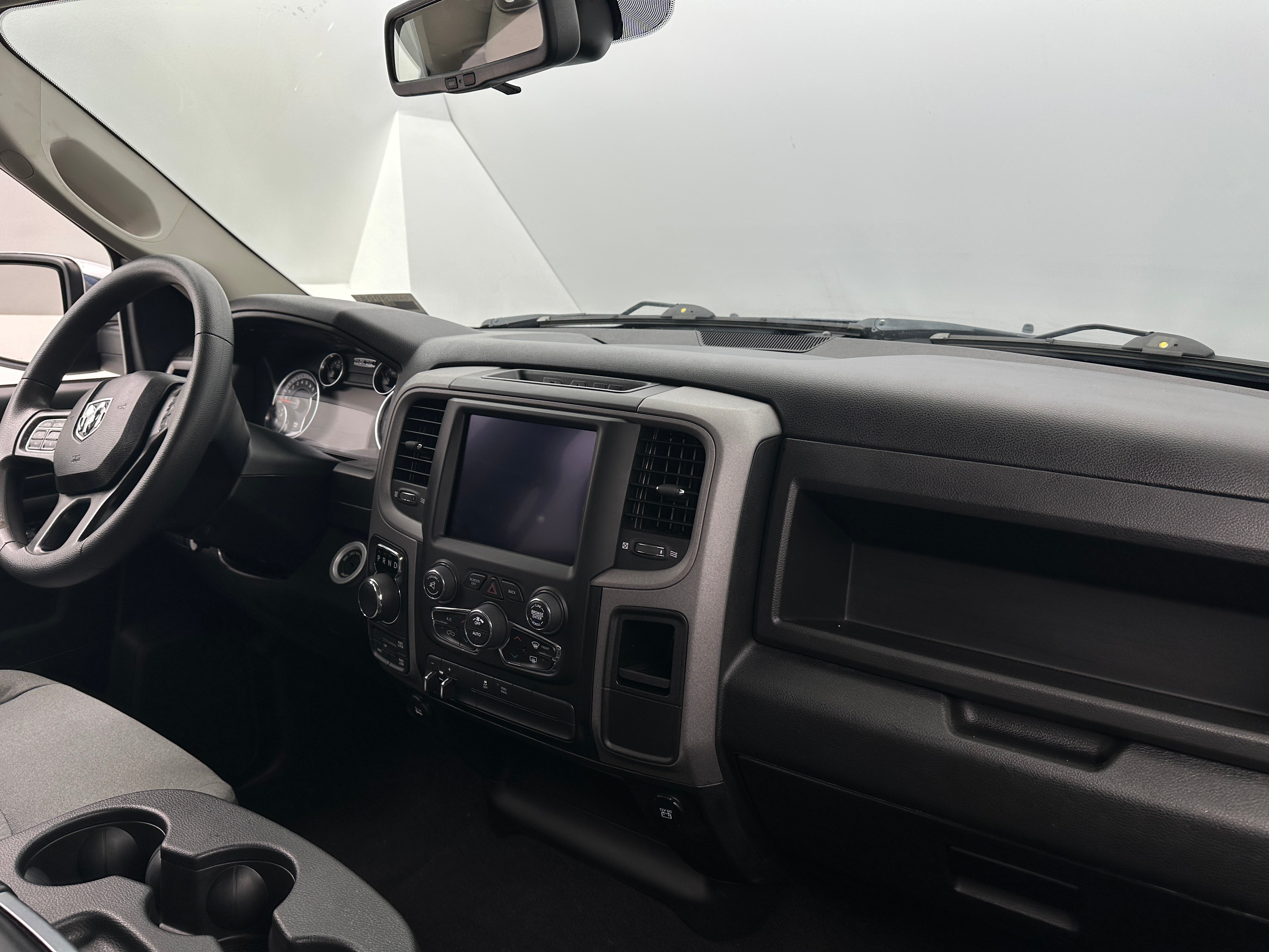 2021 RAM 1500 Classic Tradesman 3