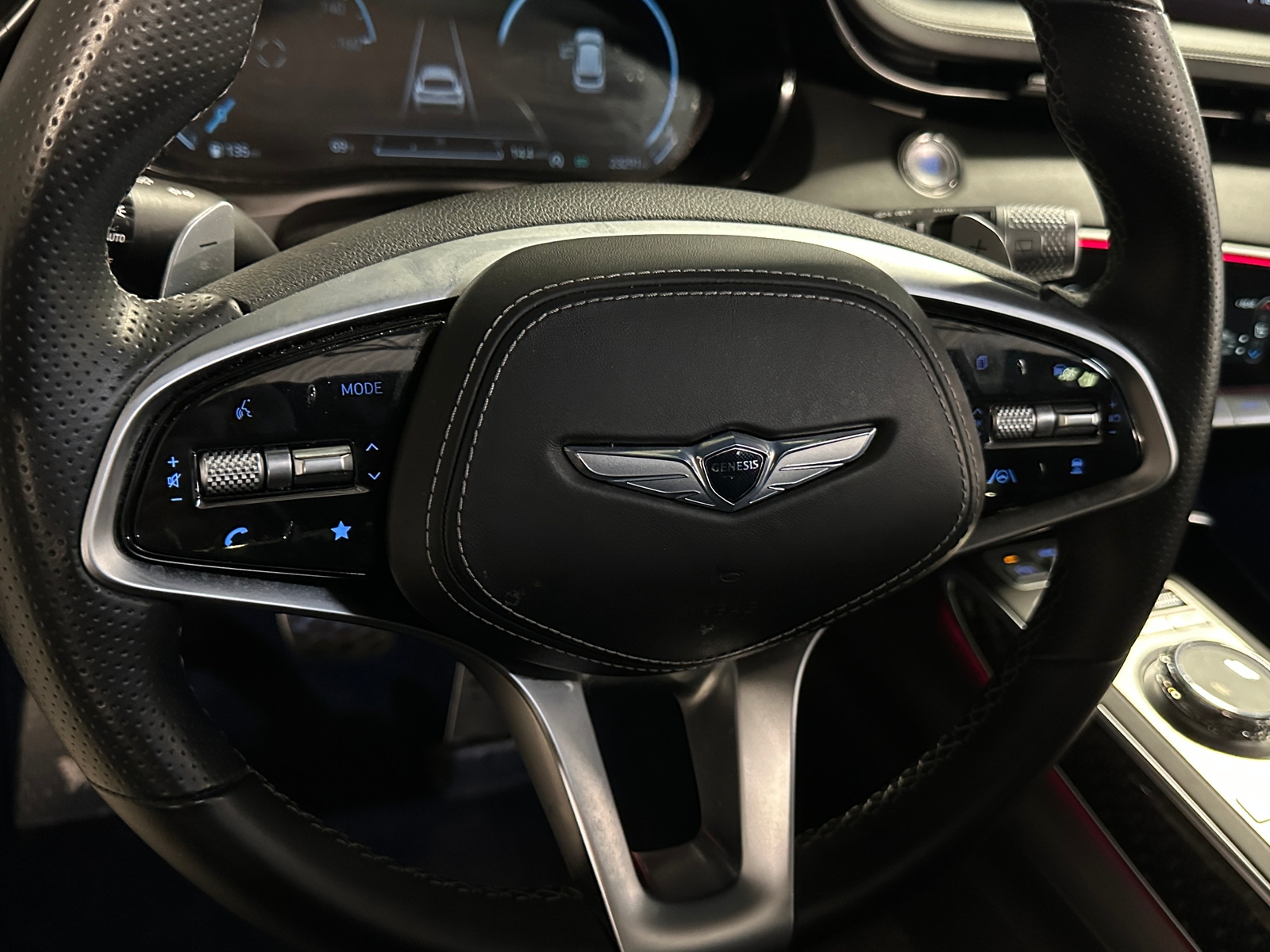 Thumbnail: 2022 Genesis GV70 - 4