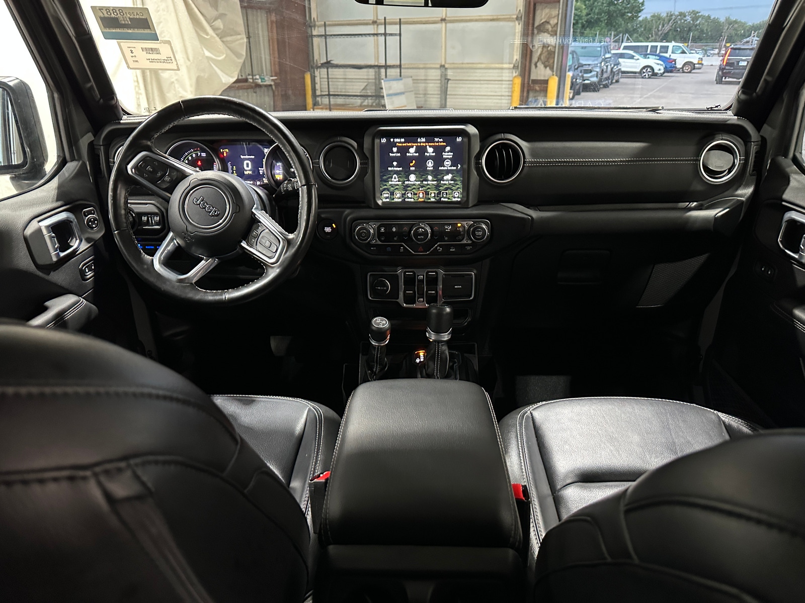 Thumbnail: 2016 Cadillac Escalade - 2
