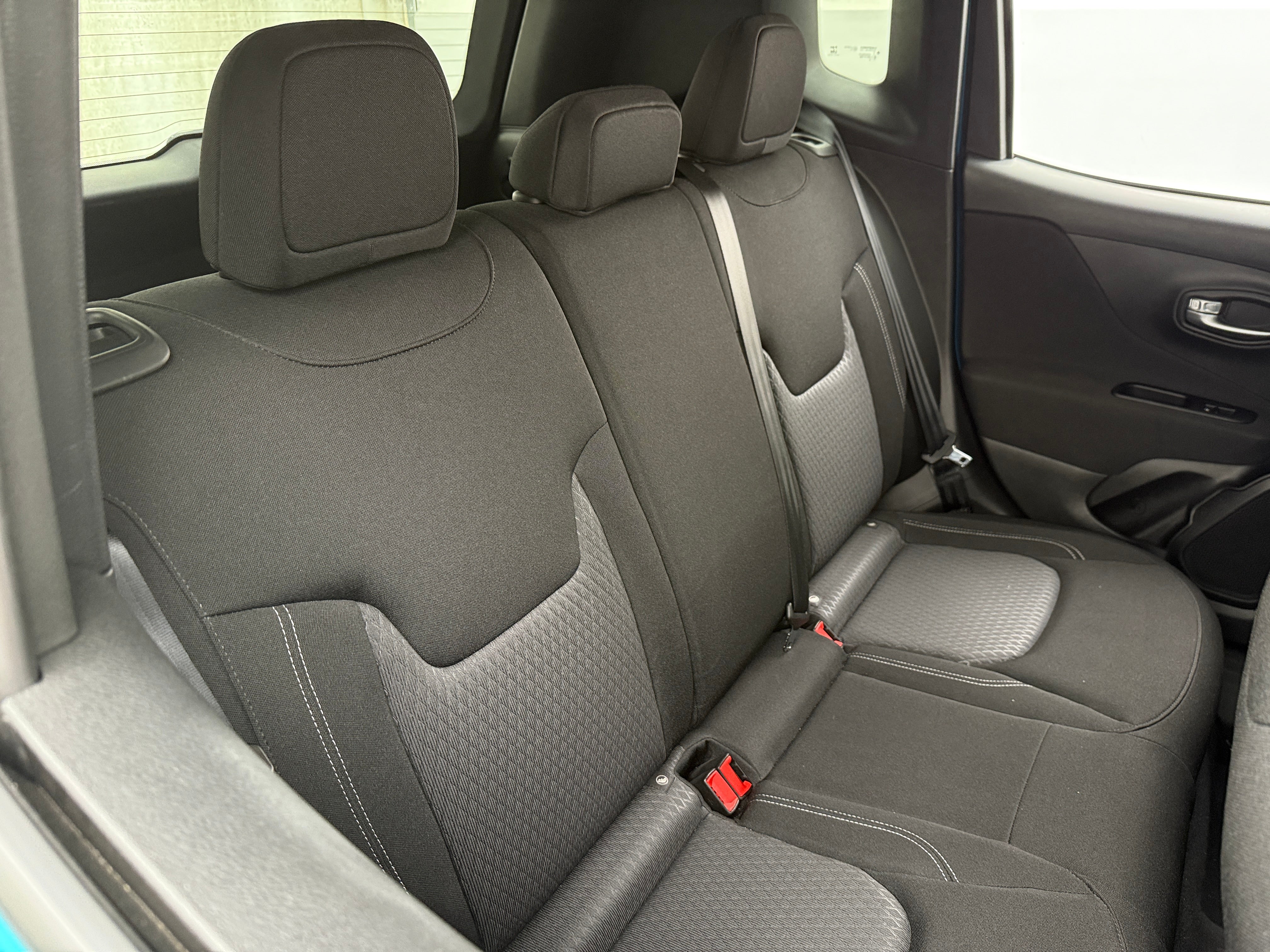 2021 Jeep Renegade 80th Anniversary 6