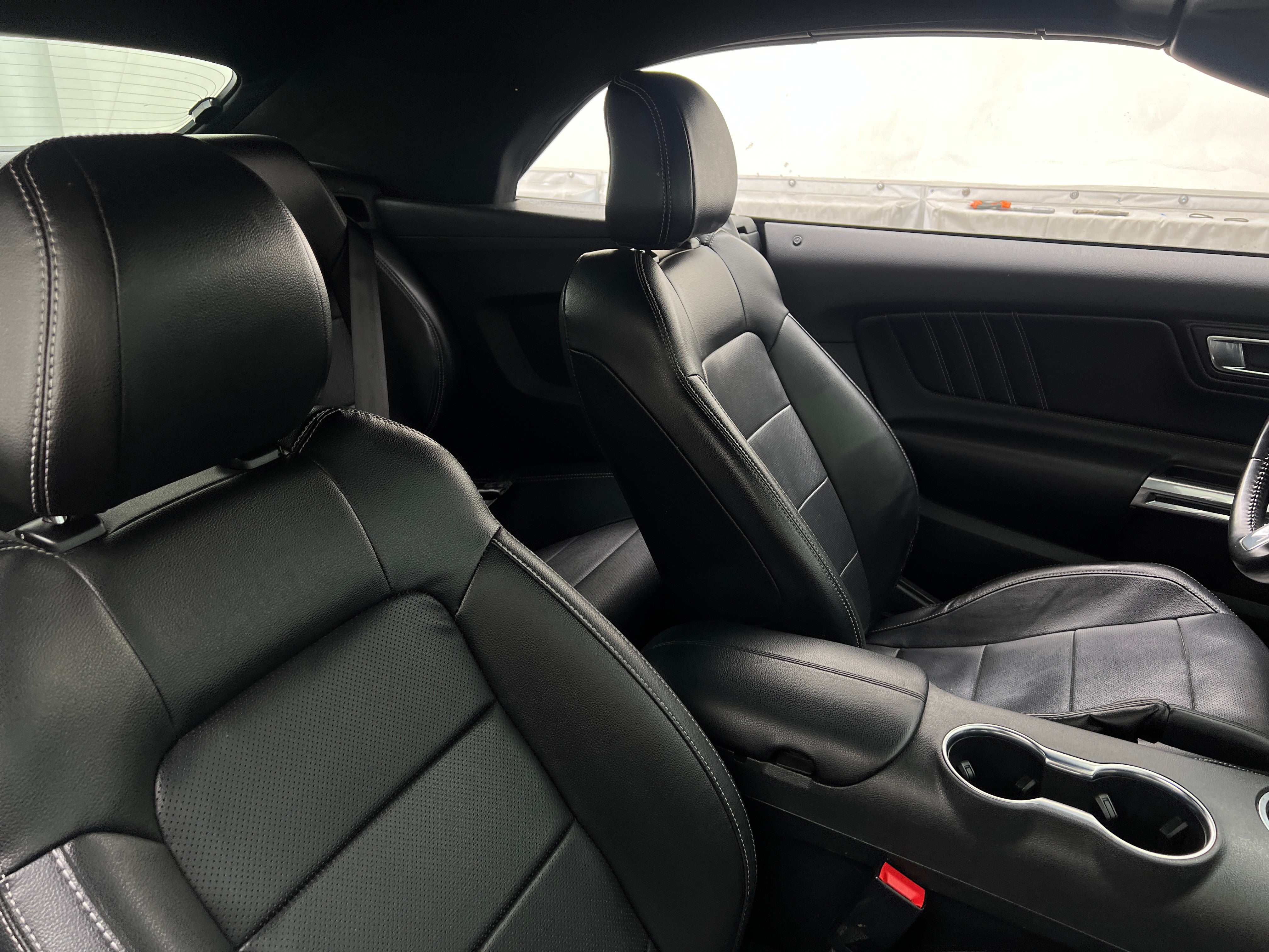 2023 Ford Mustang  2