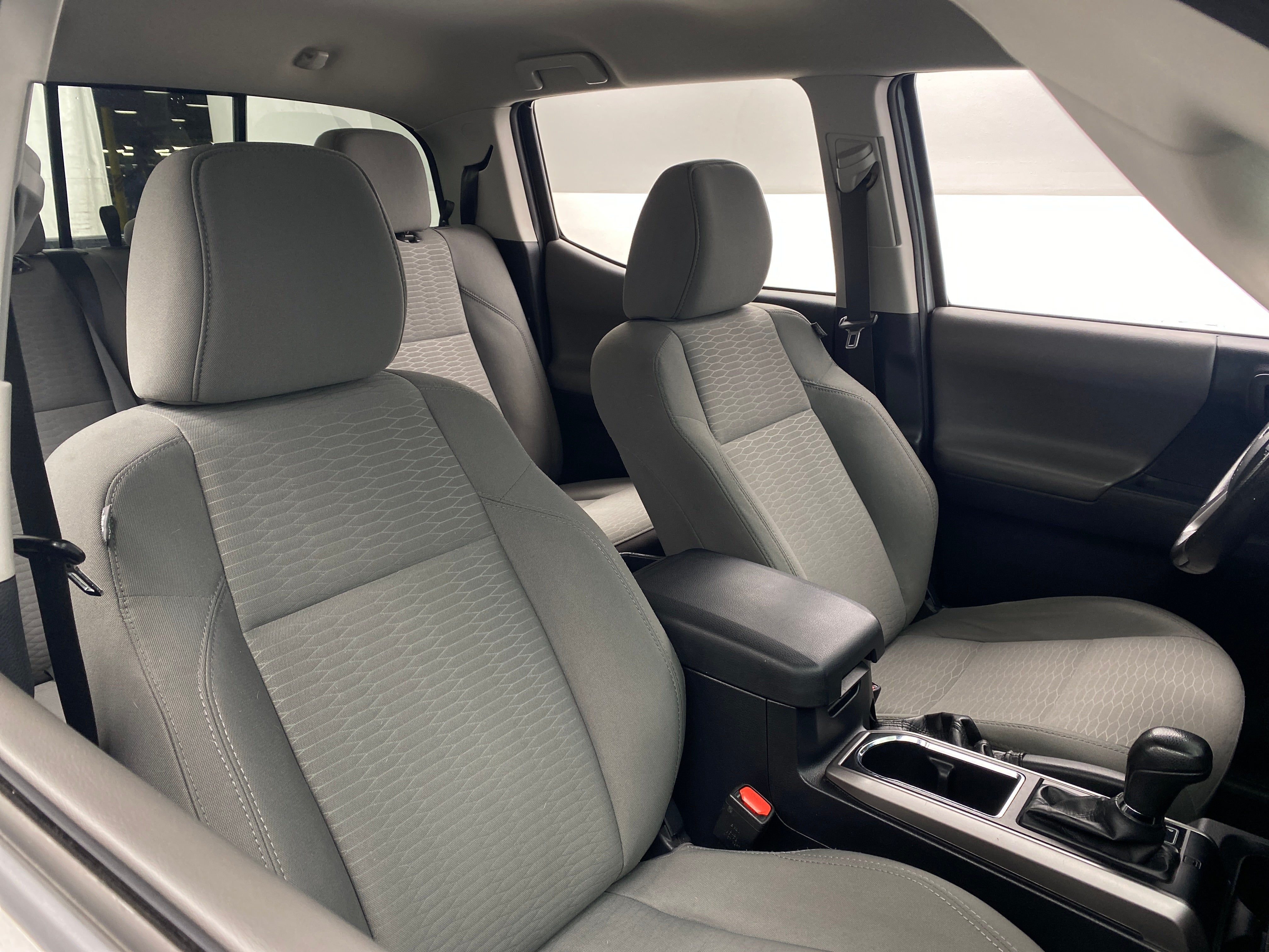 2018 Toyota Tacoma SR5 2