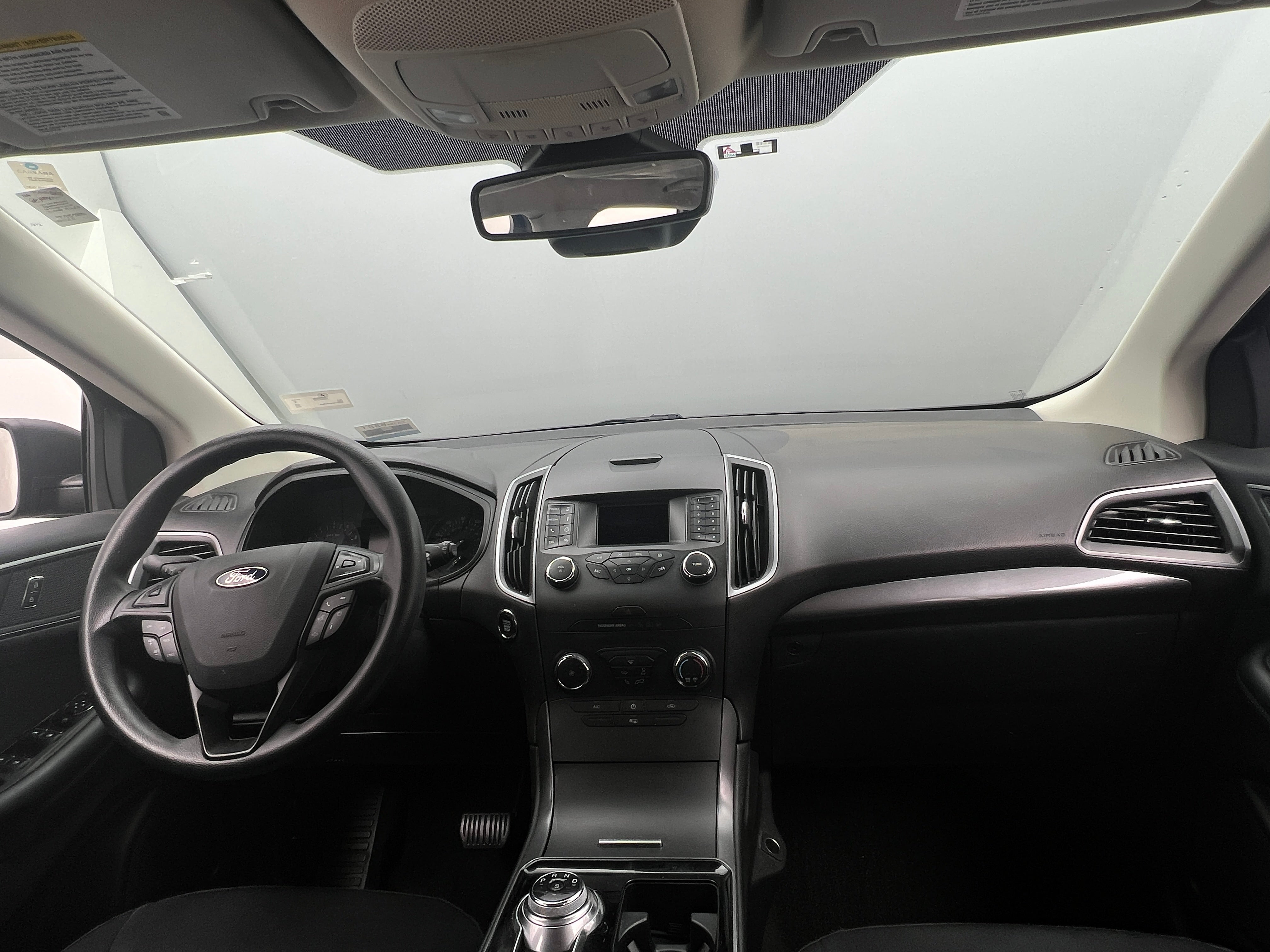 2019 Ford Edge SE 3
