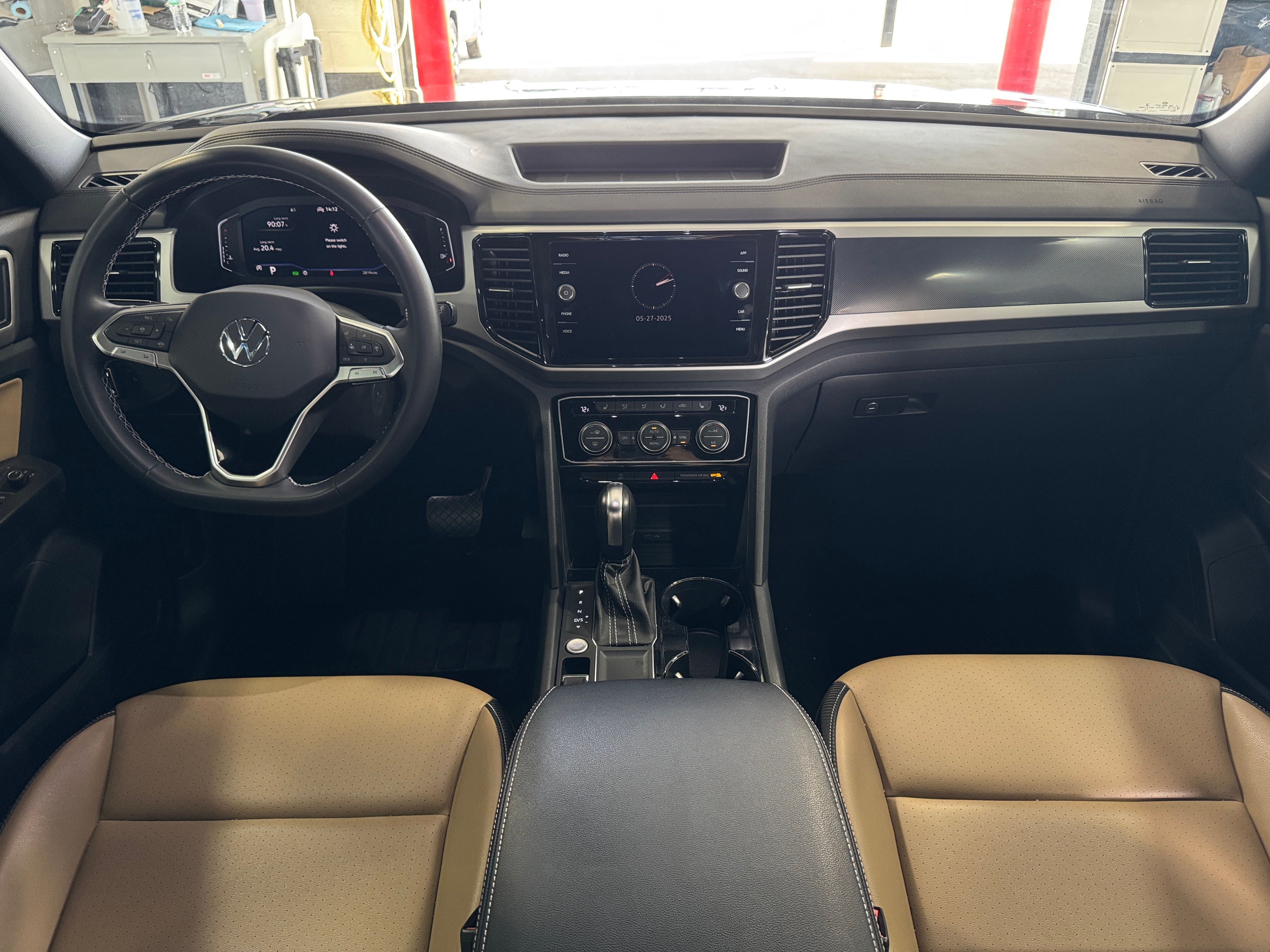 2022 Volkswagen Atlas SE 2