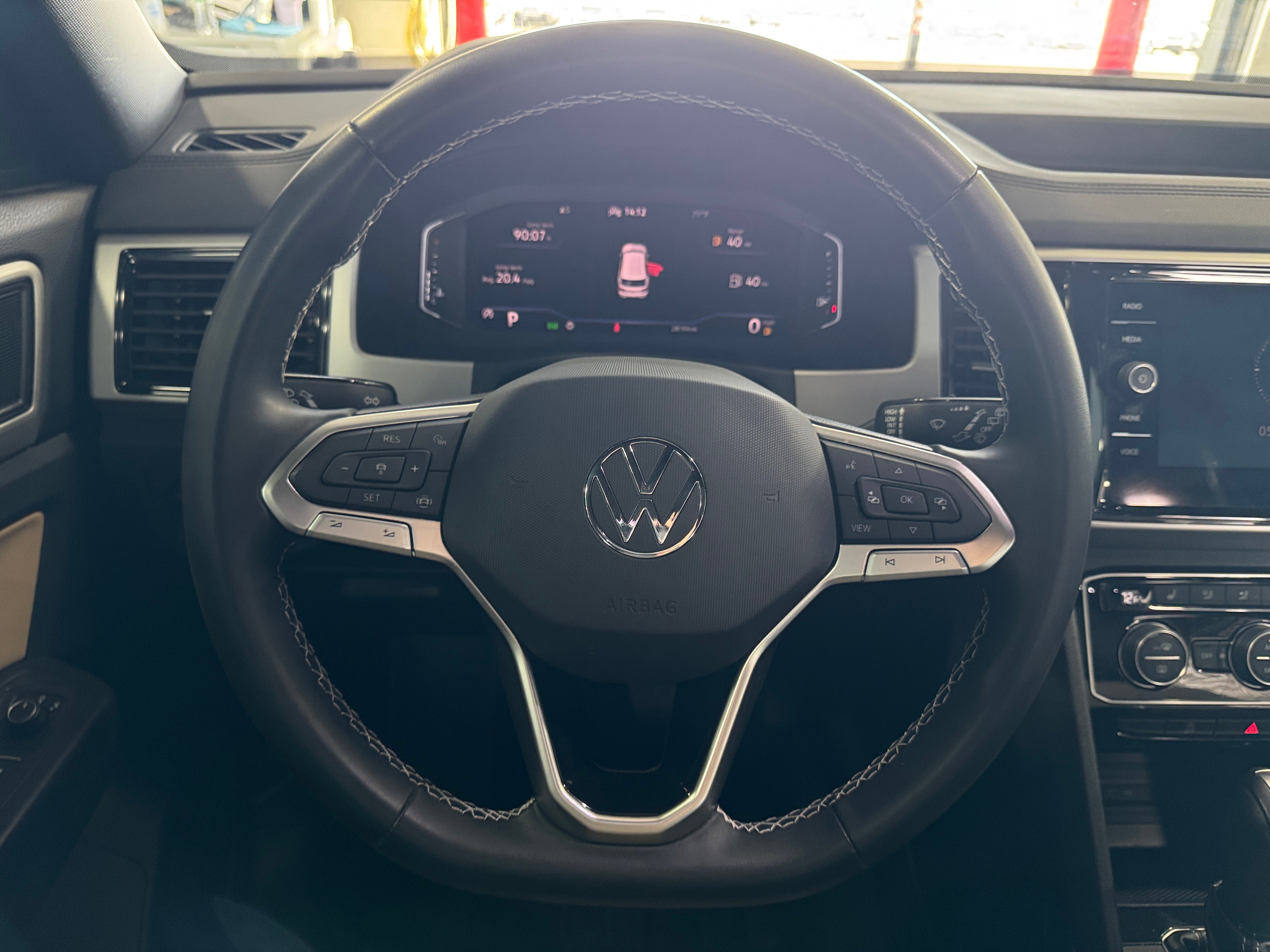 2022 Volkswagen Atlas SE 4