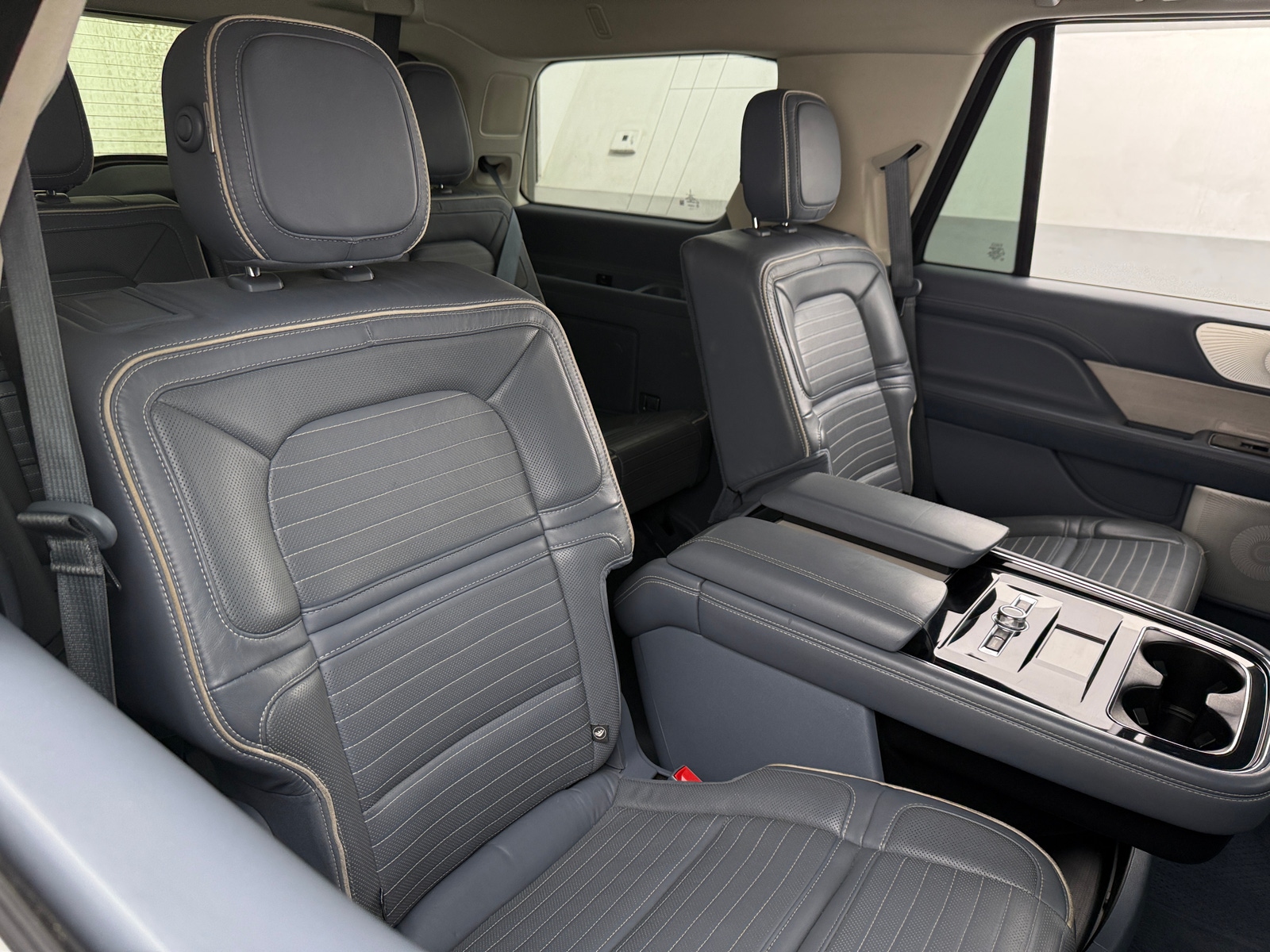 Thumbnail: 2018 Lincoln Navigator - 5