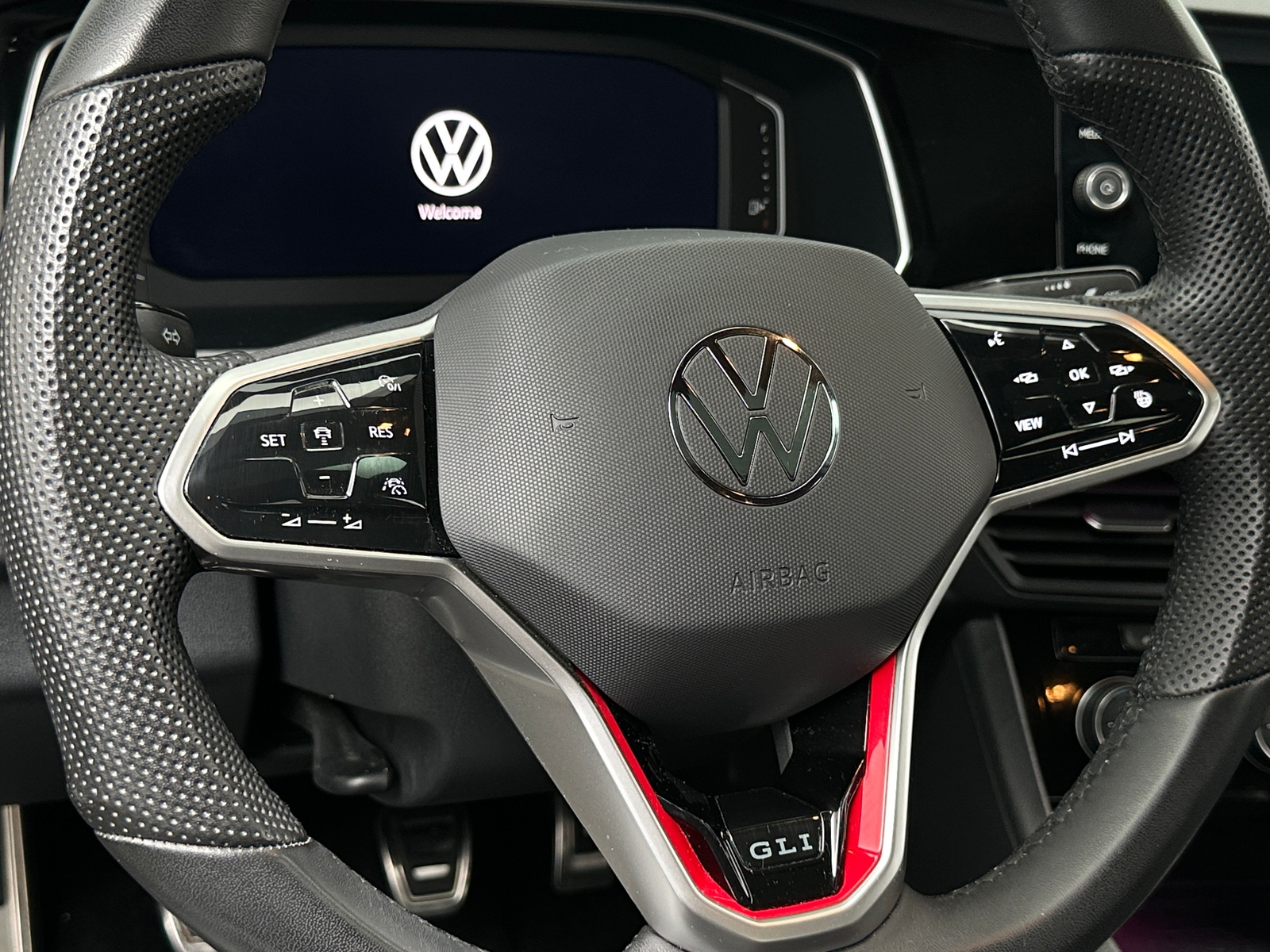 Thumbnail: 2024 Volkswagen Jetta - 4