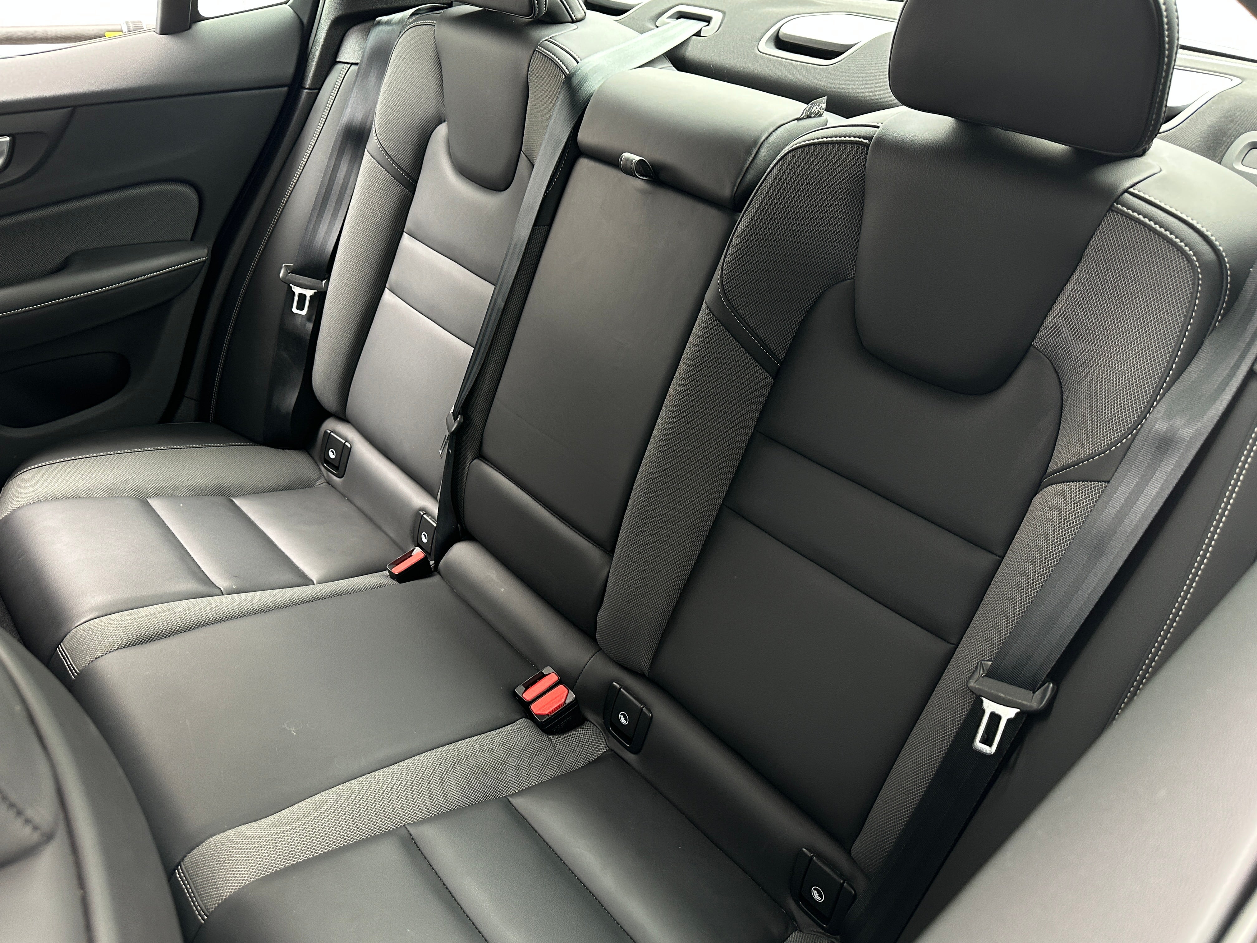 2024 Volvo S60 T8 Ultimate 5