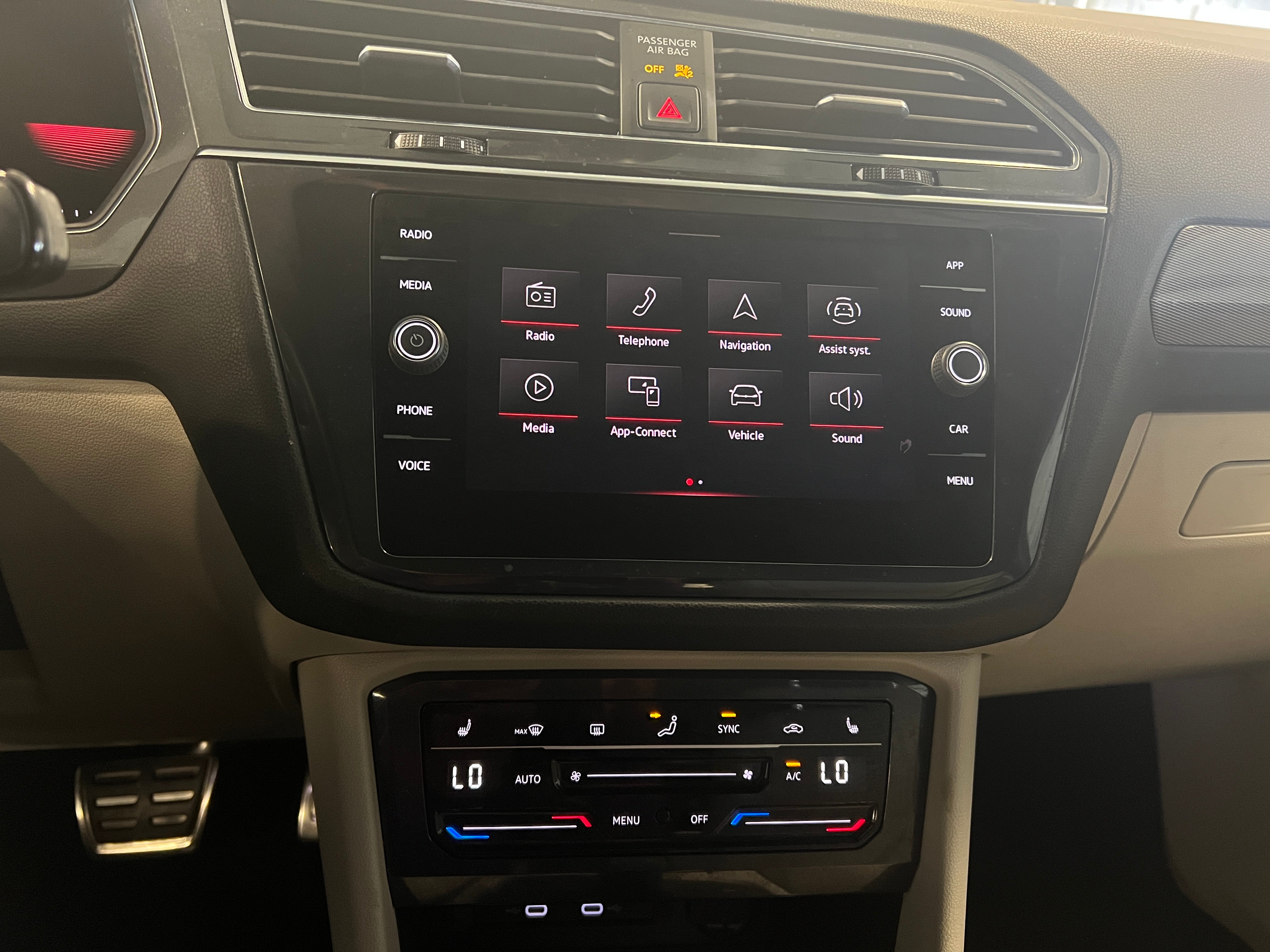 2022 Volkswagen Tiguan SE R-Line Black 3