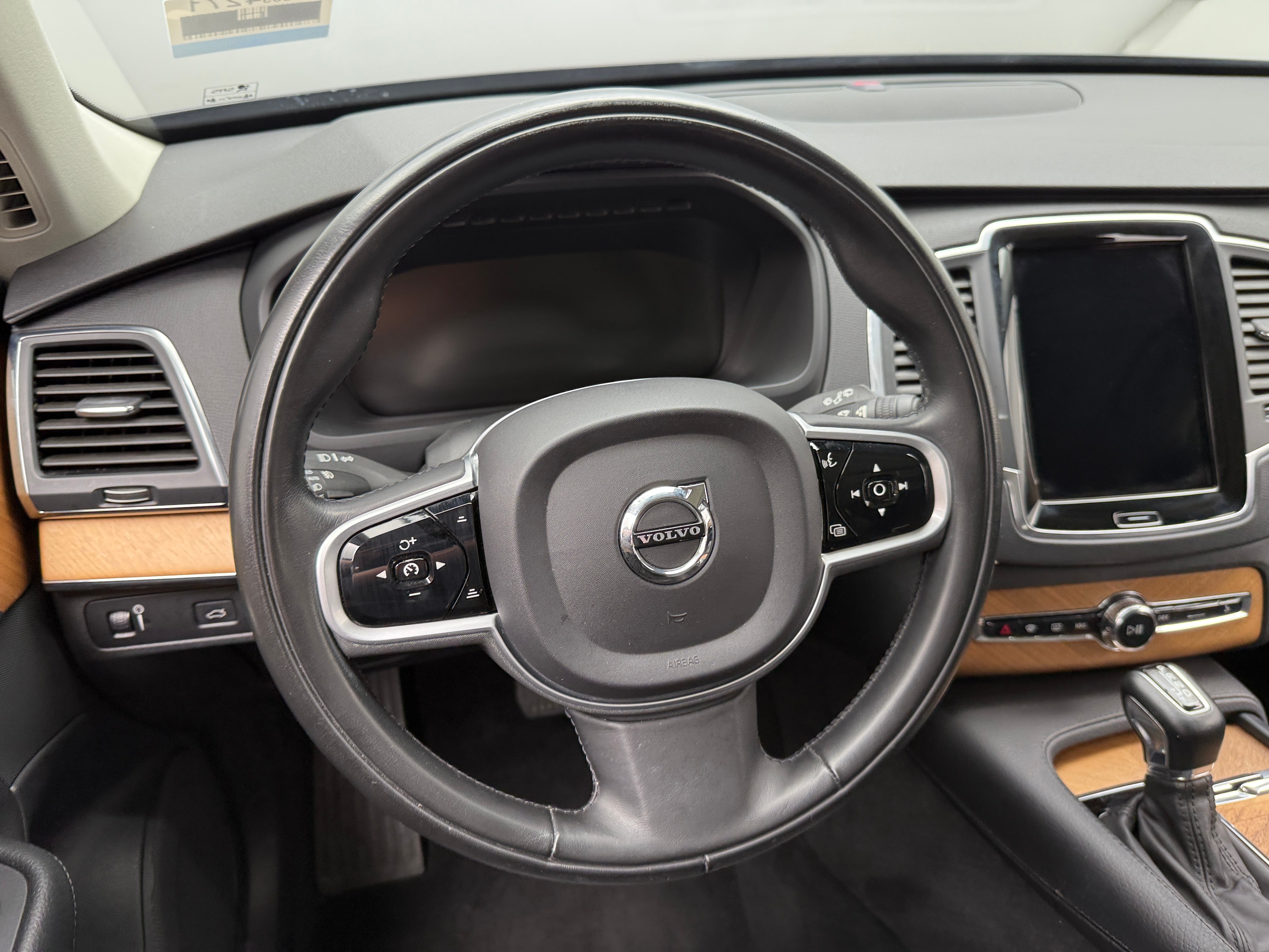 2021 Volvo XC90 T5 Momentum 4