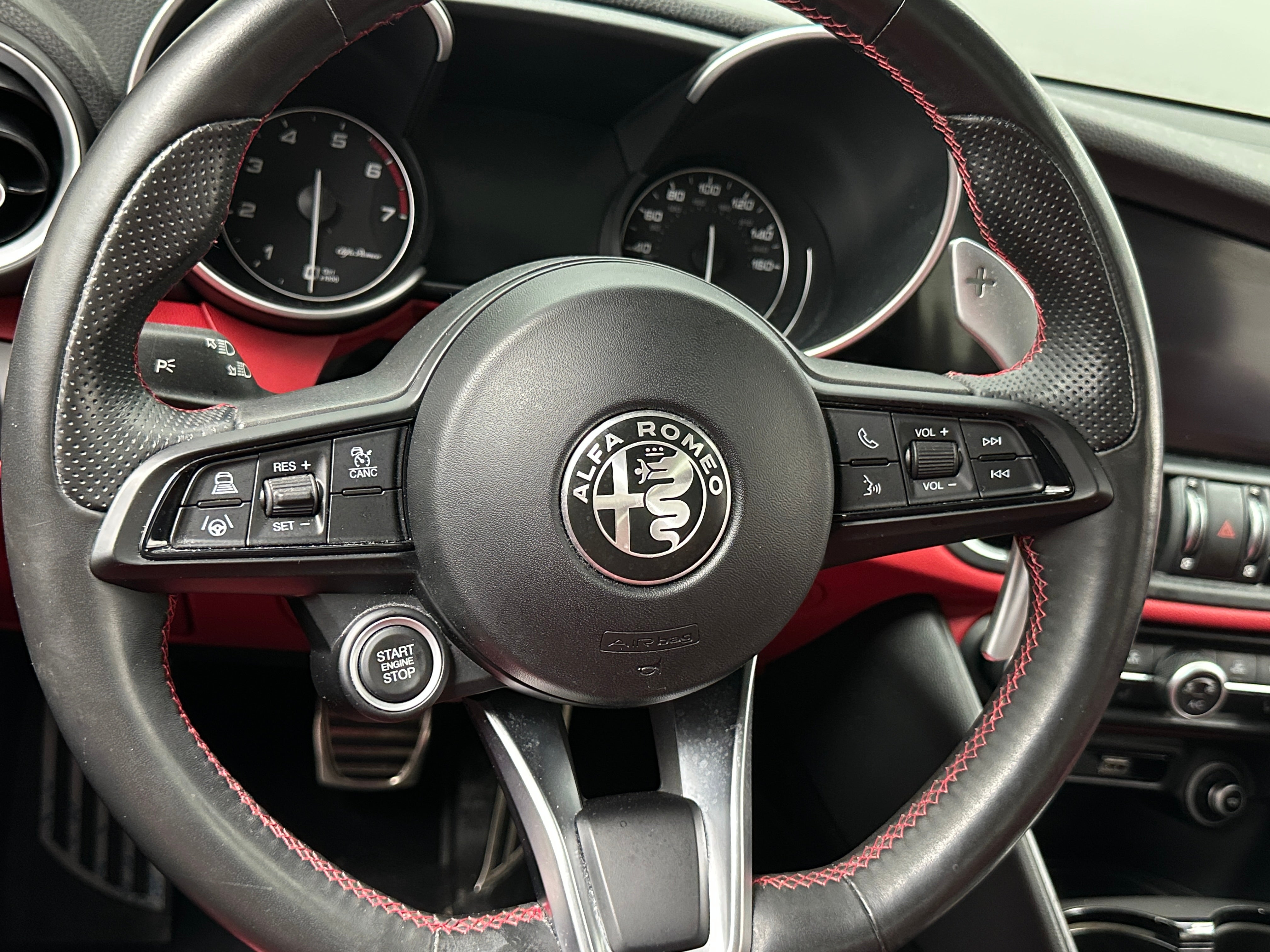 2020 Alfa Romeo Giulia Sport 4
