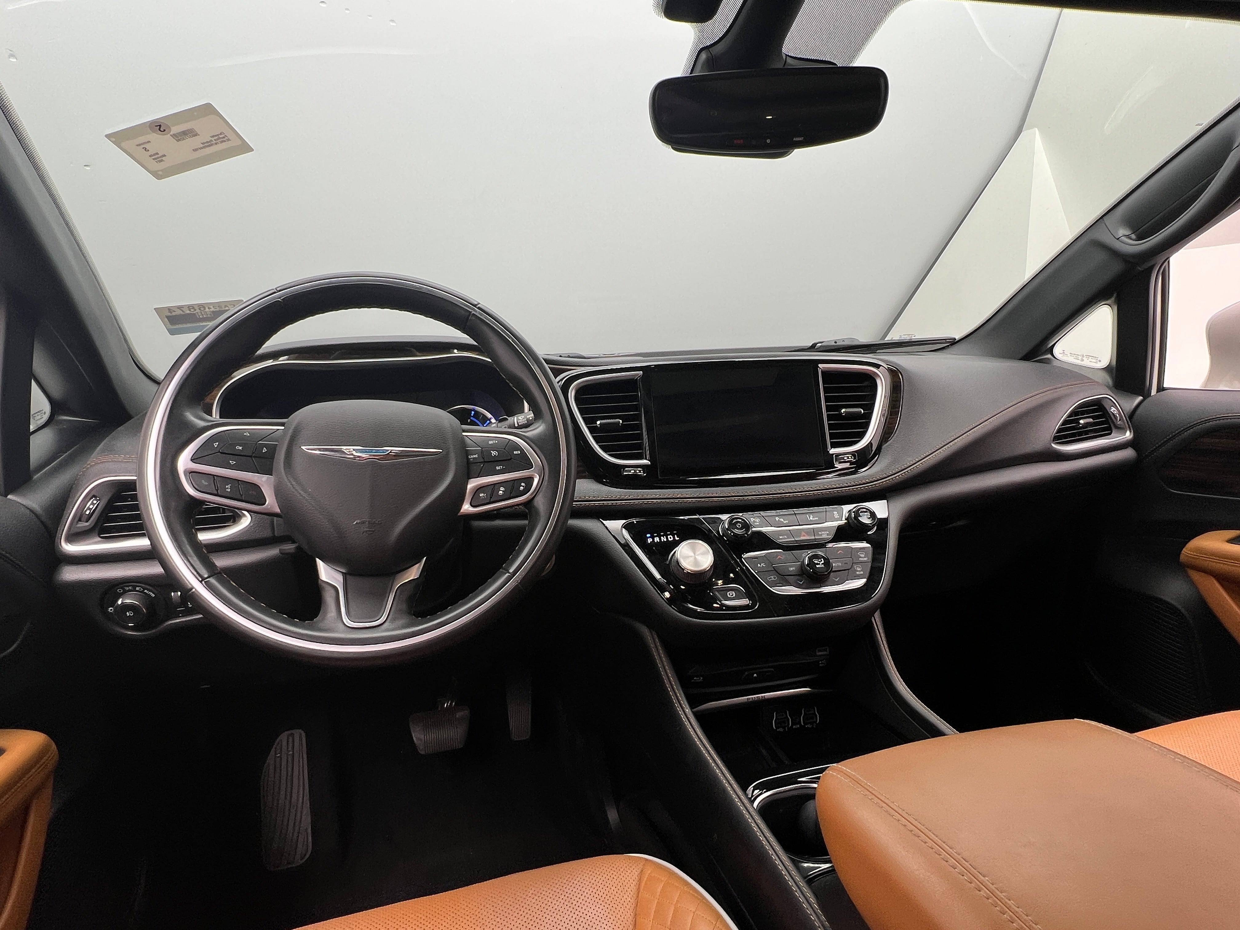 2021 Chrysler Pacifica Hybrid Pinnacle 2