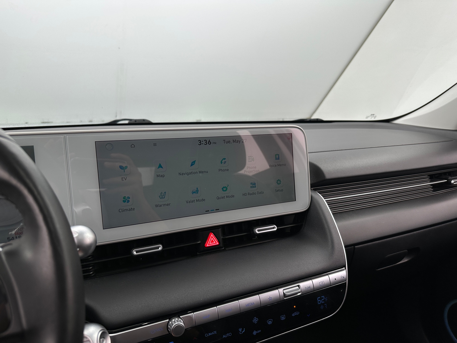 Thumbnail: 2022 Hyundai Ioniq 5 - 3