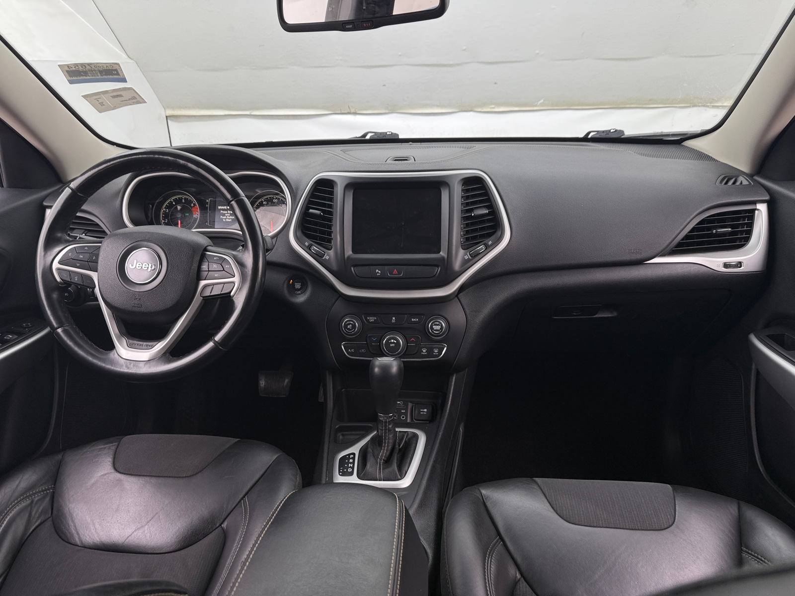 Thumbnail: 2018 Jeep Cherokee - 3