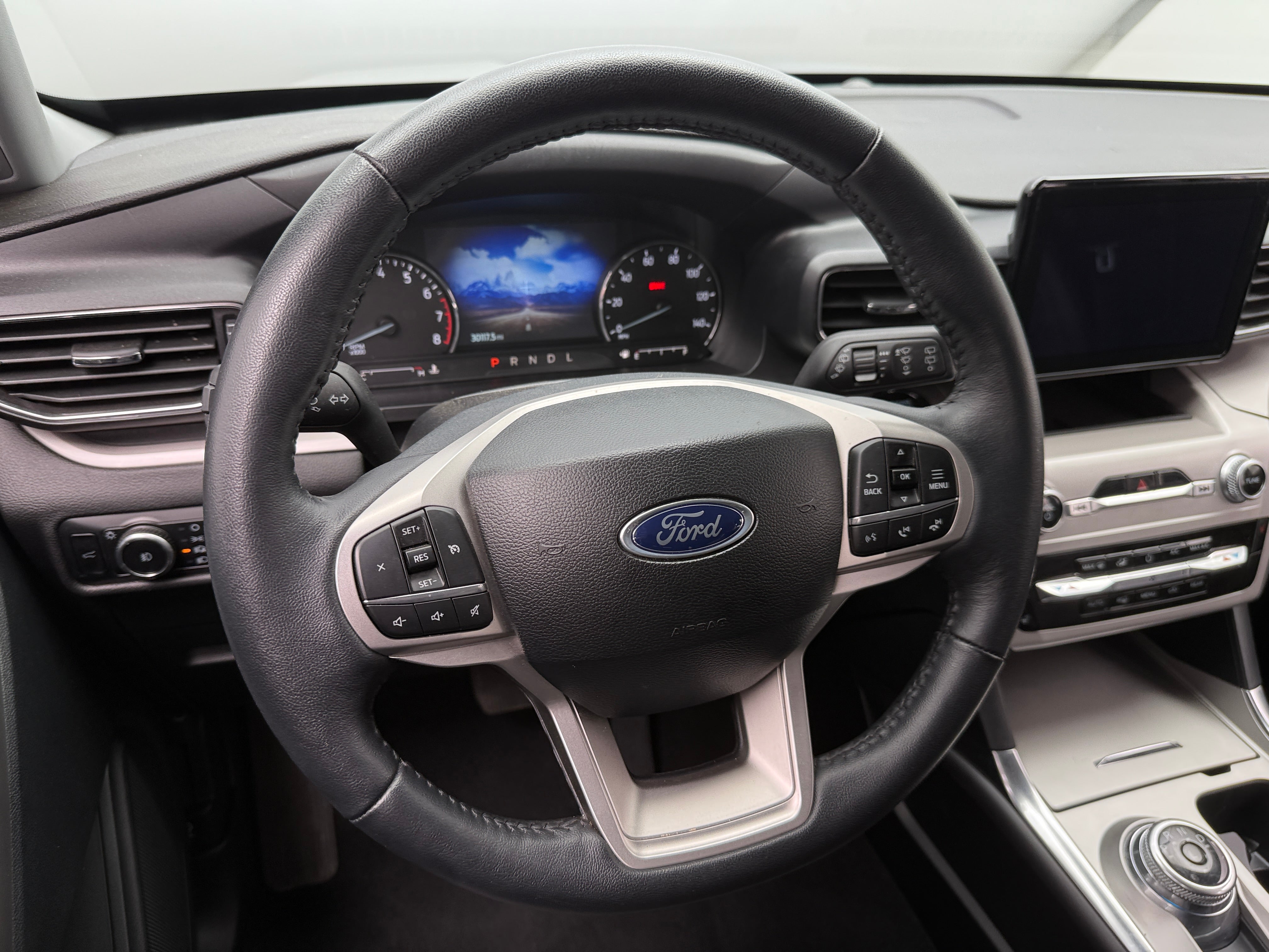 2024 Ford Explorer XLT 5