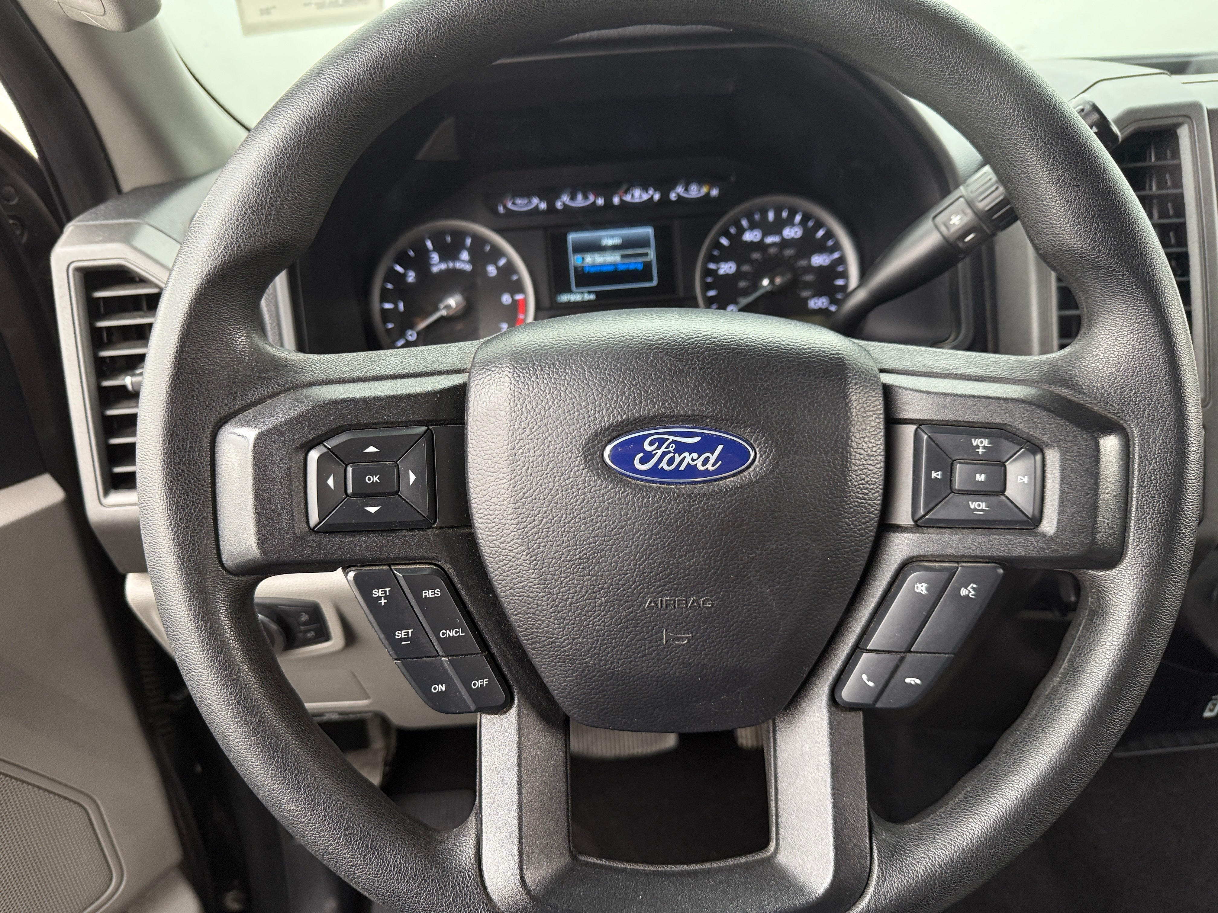 2019 Ford Econoline E-250 4