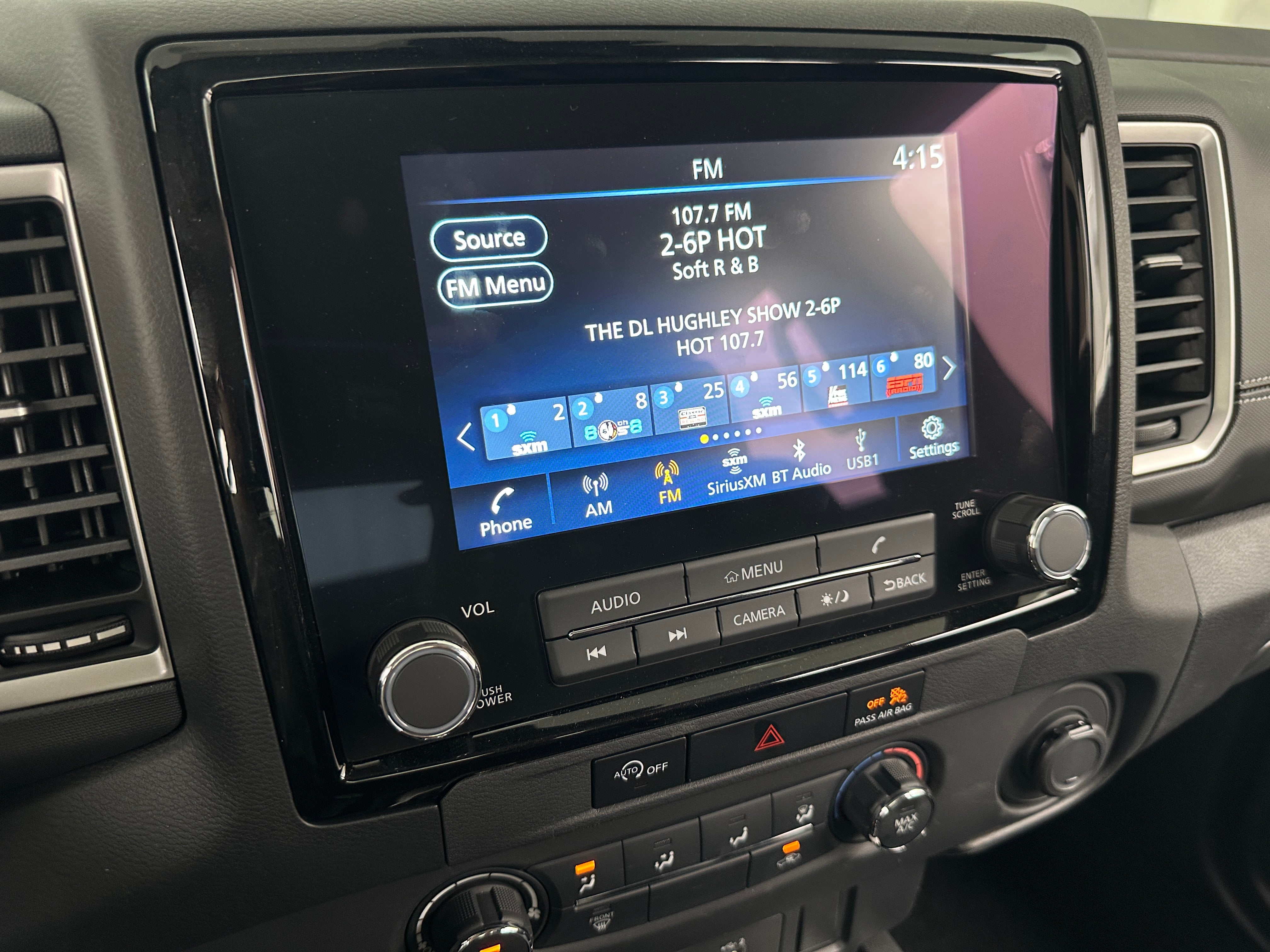 2024 Nissan Frontier SV 4