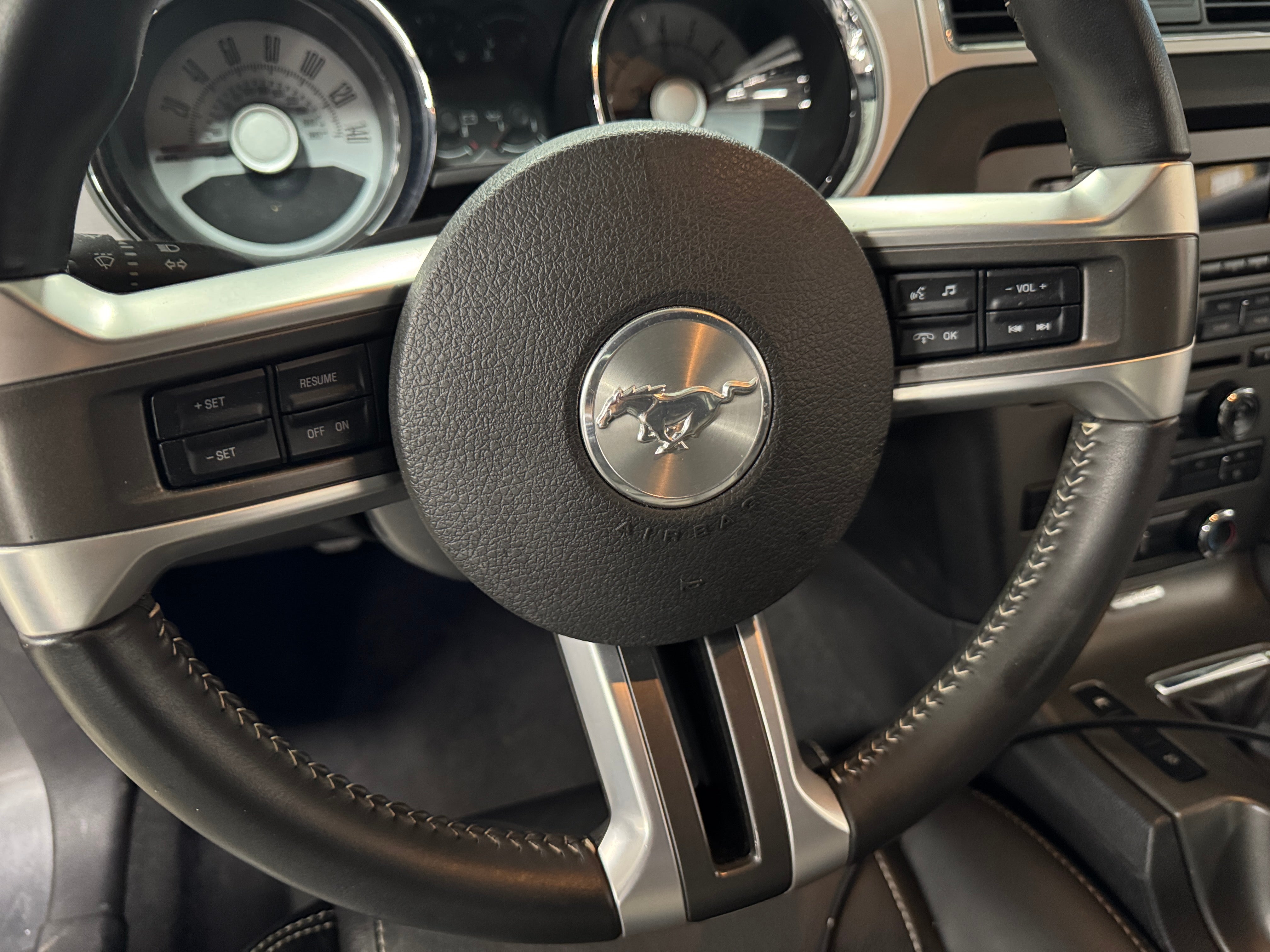 2010 Ford Mustang GT Premium 4