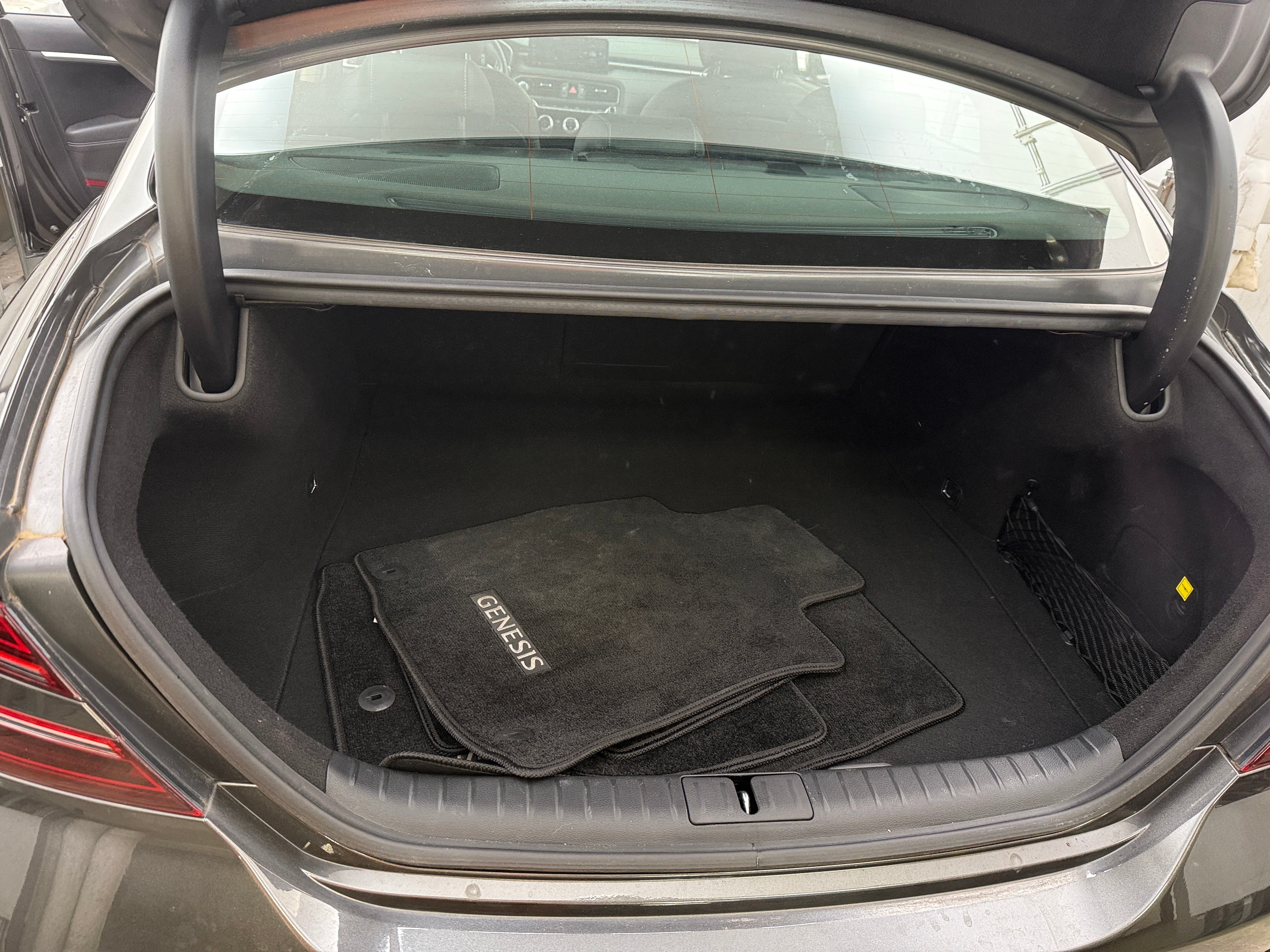 2022 Genesis G70 2.0T 6