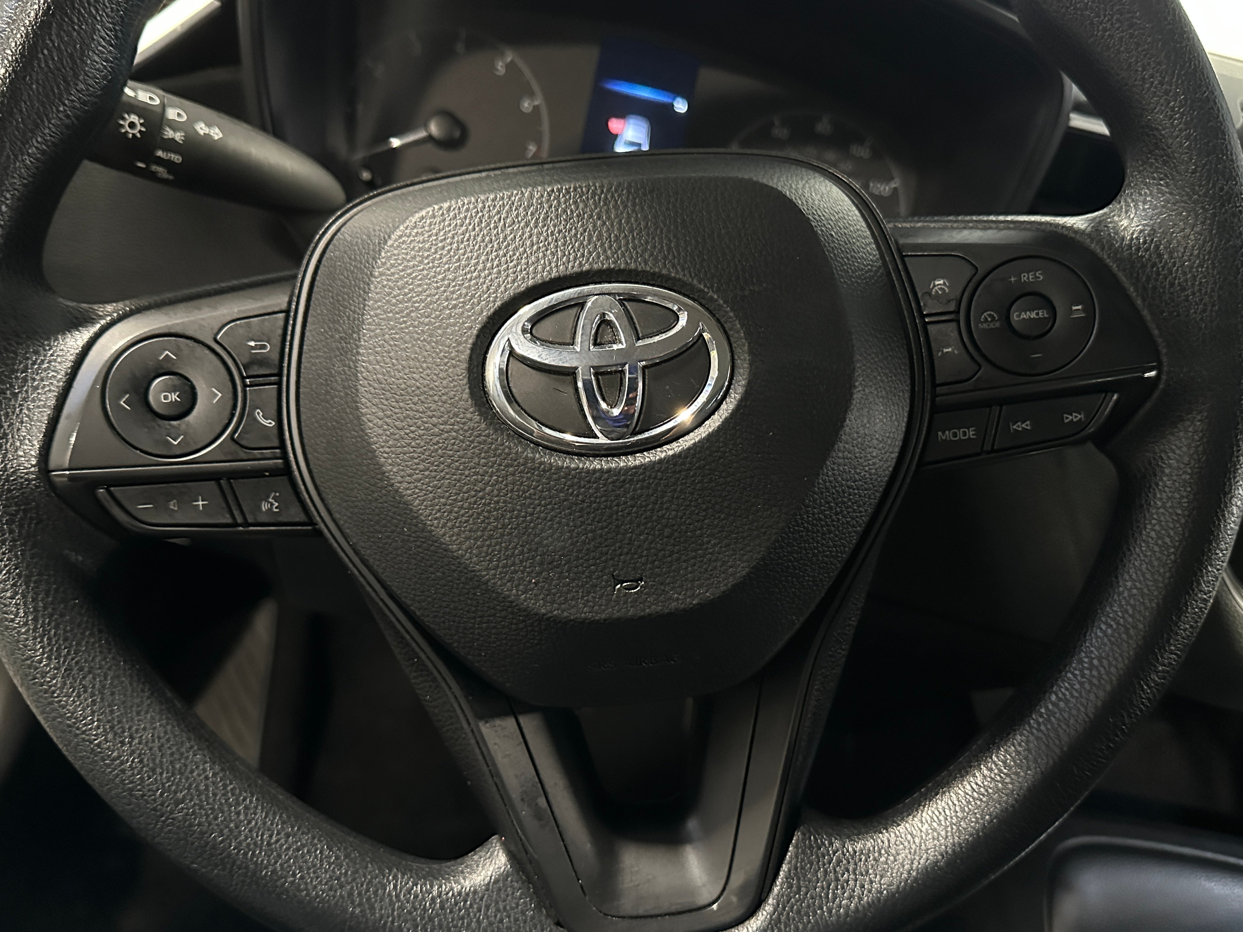2024 Toyota Corolla LE 5