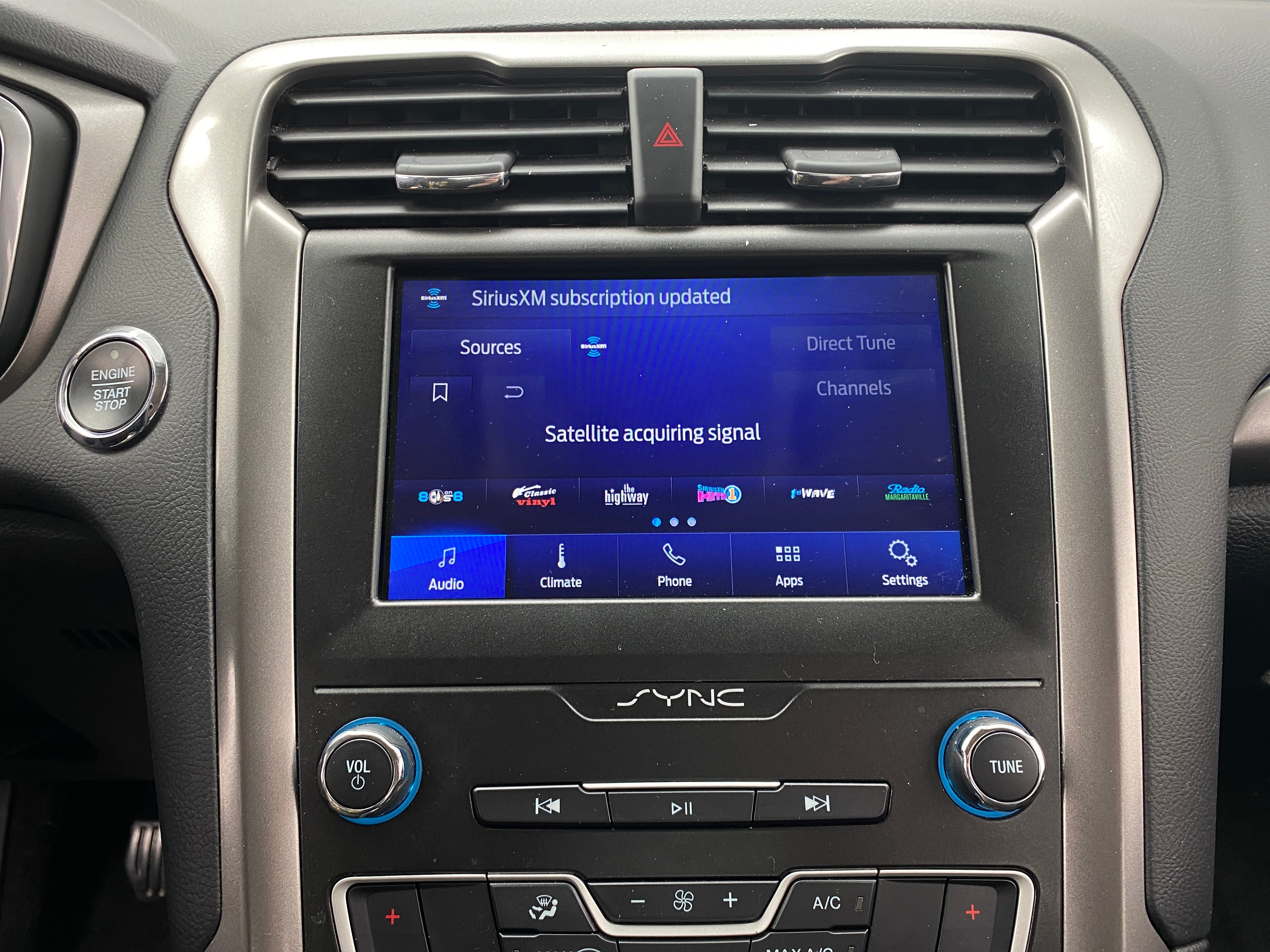 2020 Ford Fusion SE 4