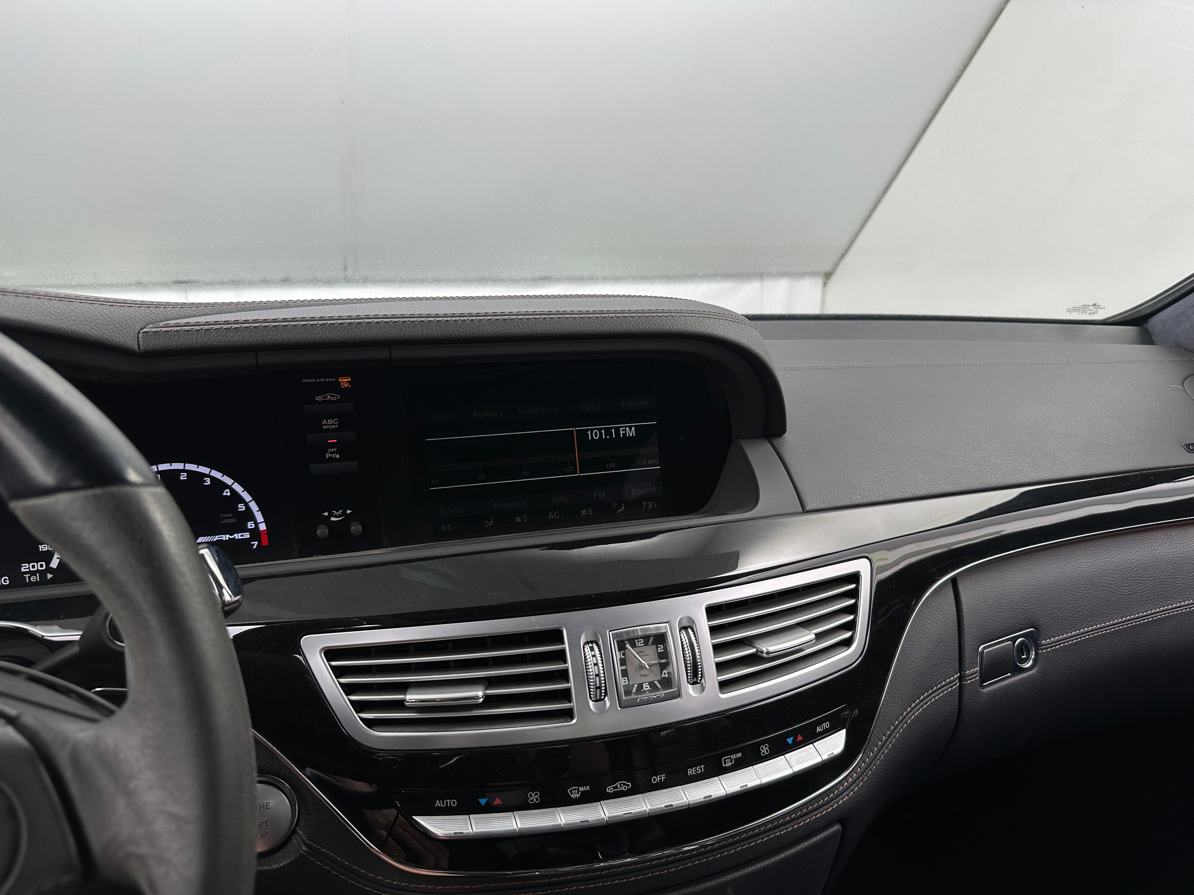 2012 Mercedes-Benz S-Class AMG S 63 3
