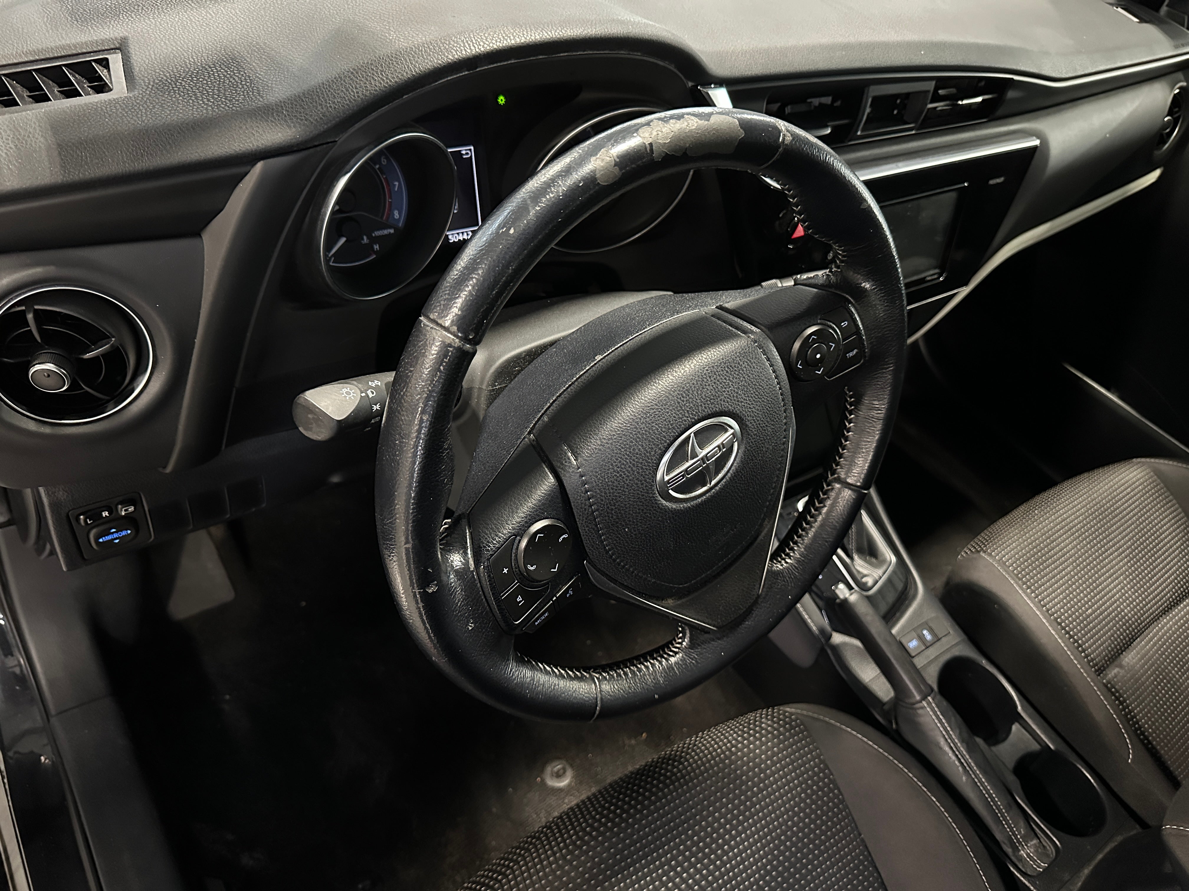 2016 Scion iM Base 3