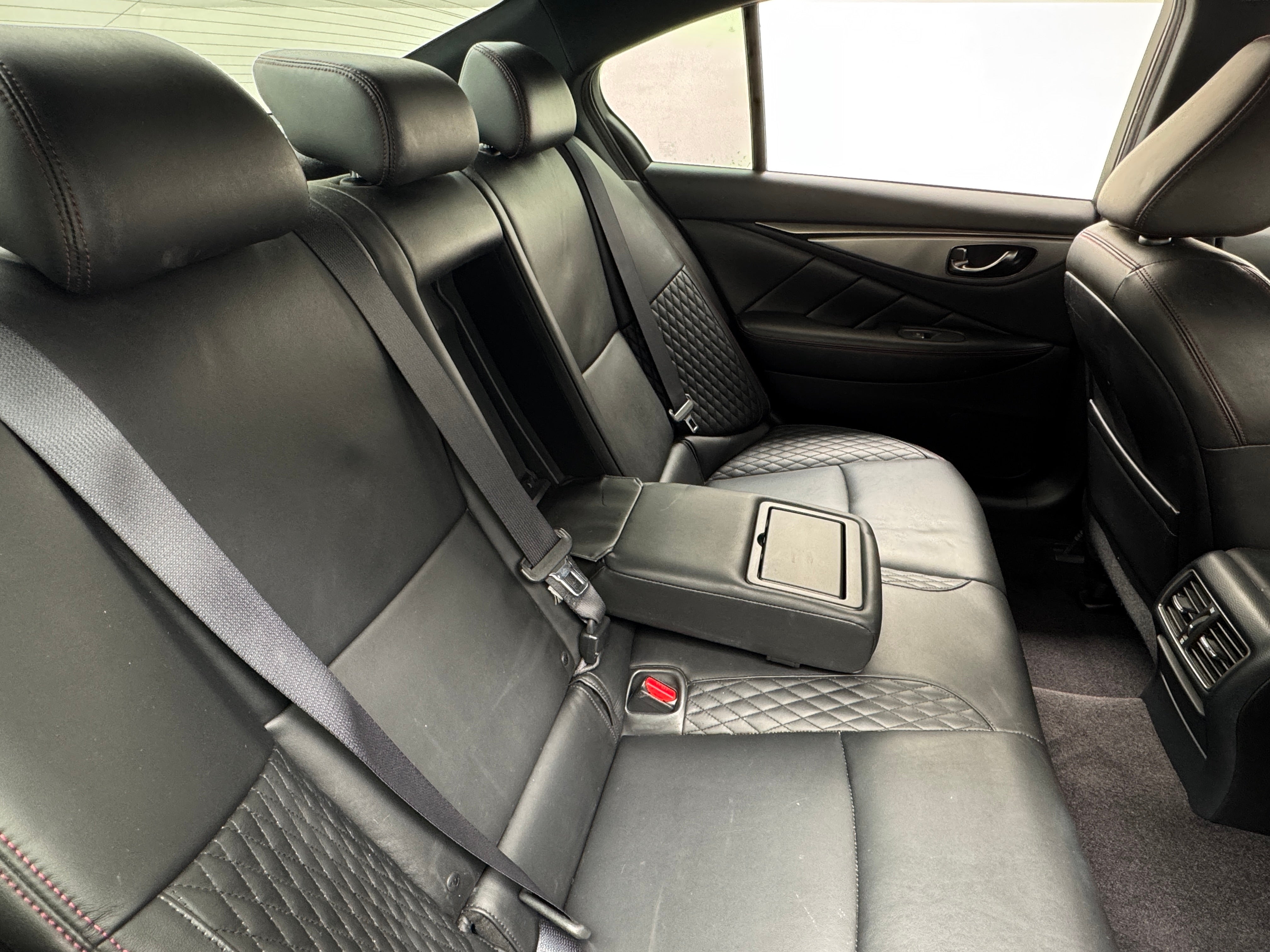 2018 INFINITI   6