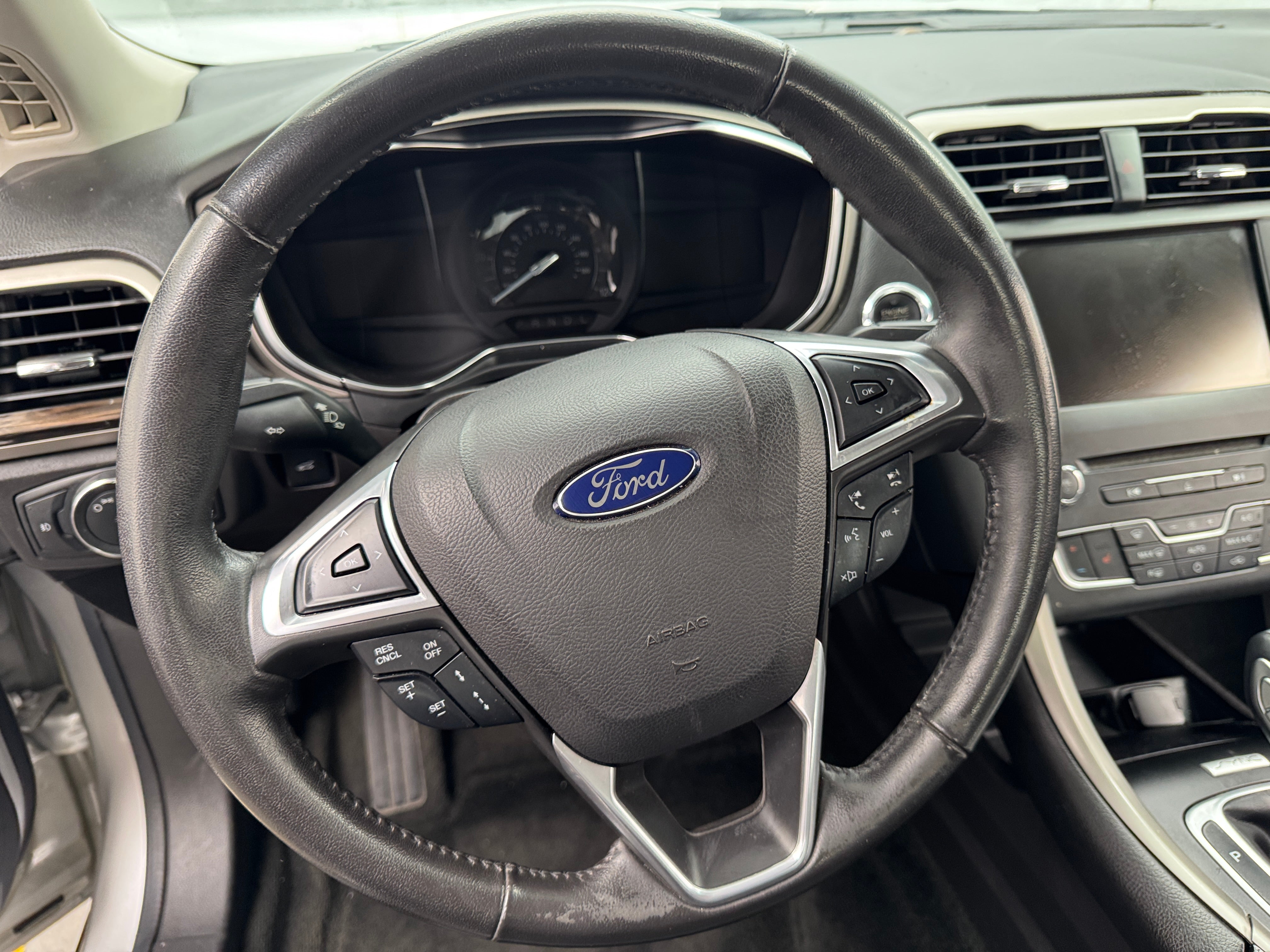 2016 Ford Fusion  4