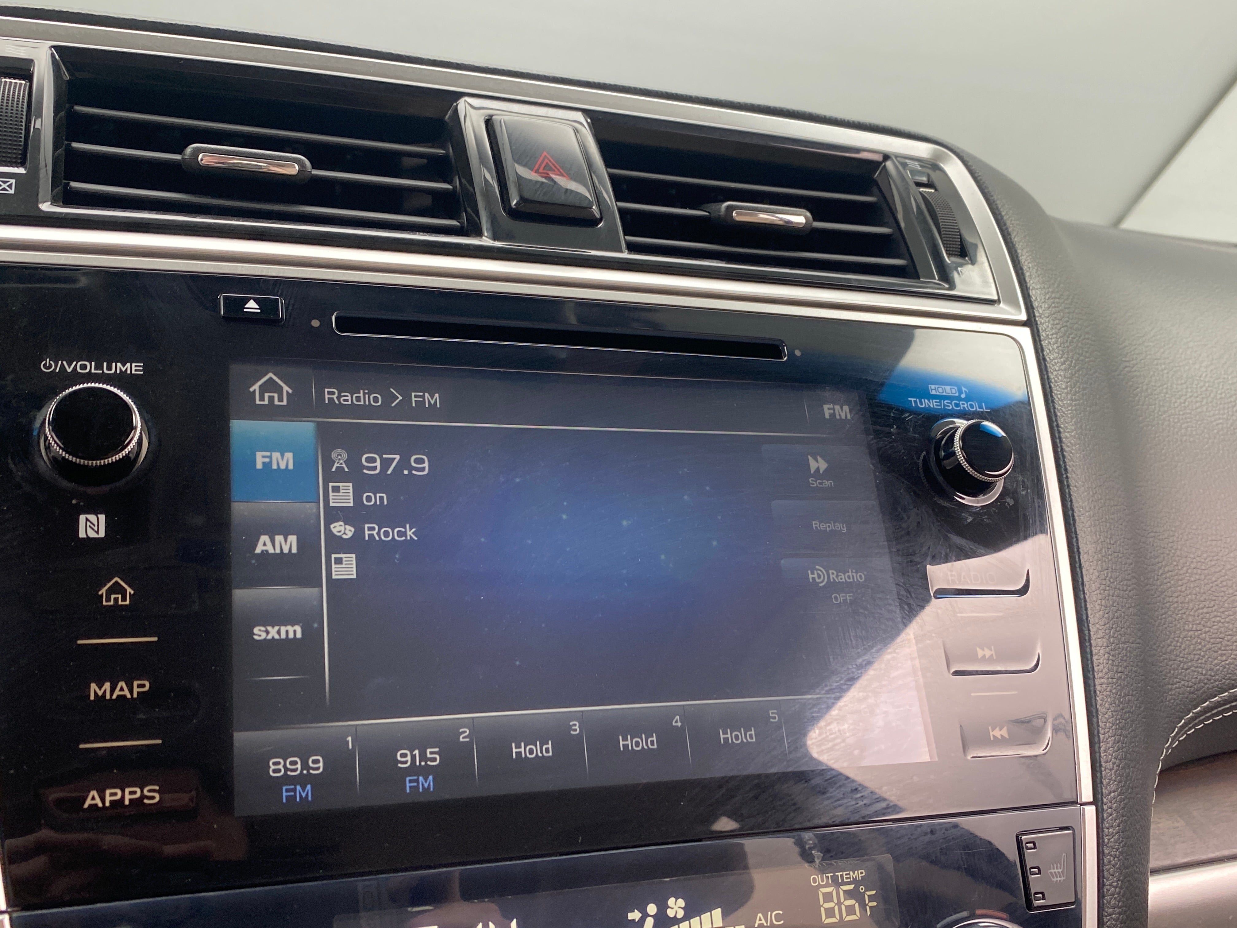 2018 Subaru Outback 2.5i Limited 3