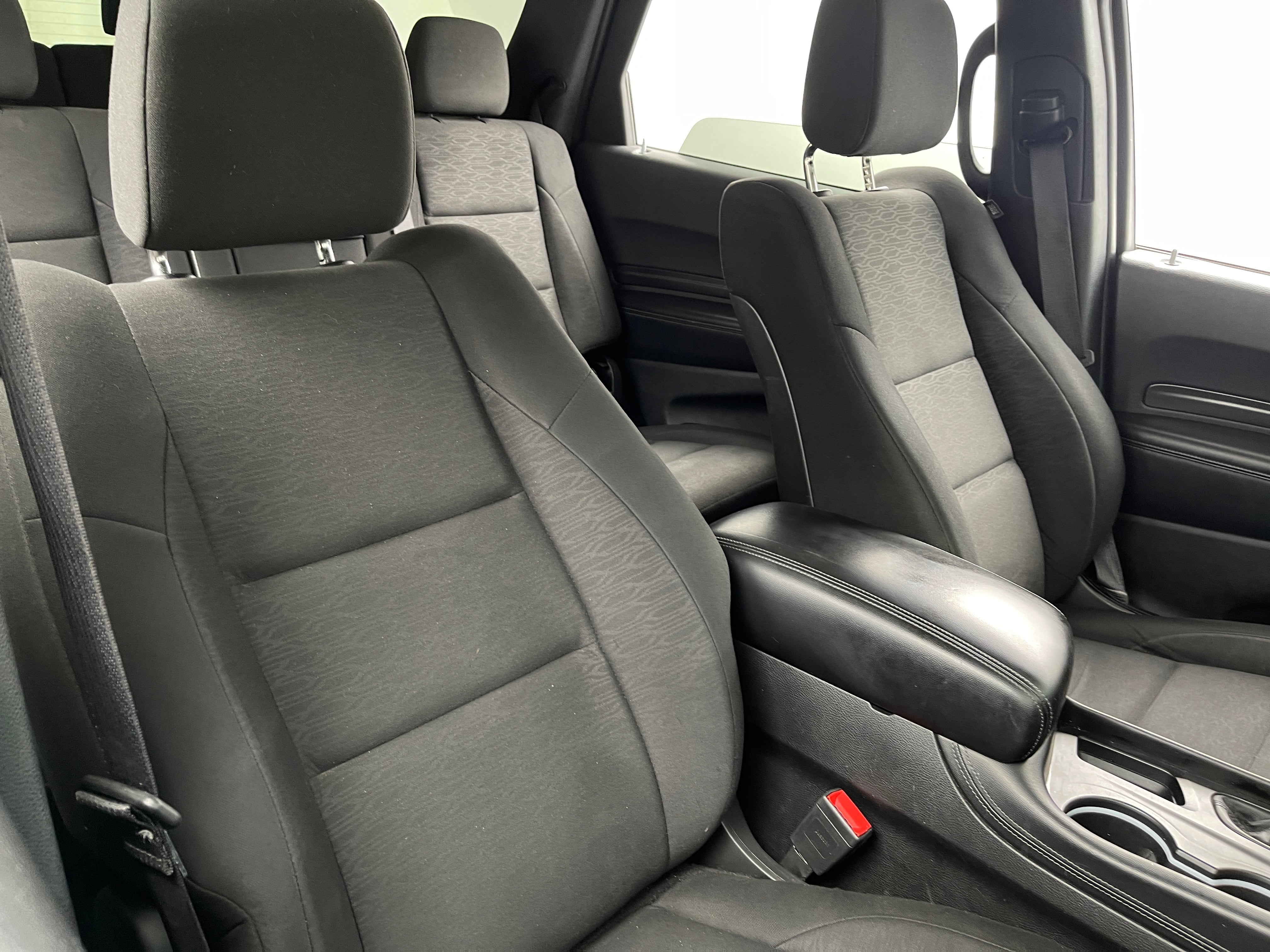 2022 Dodge Durango SXT 2