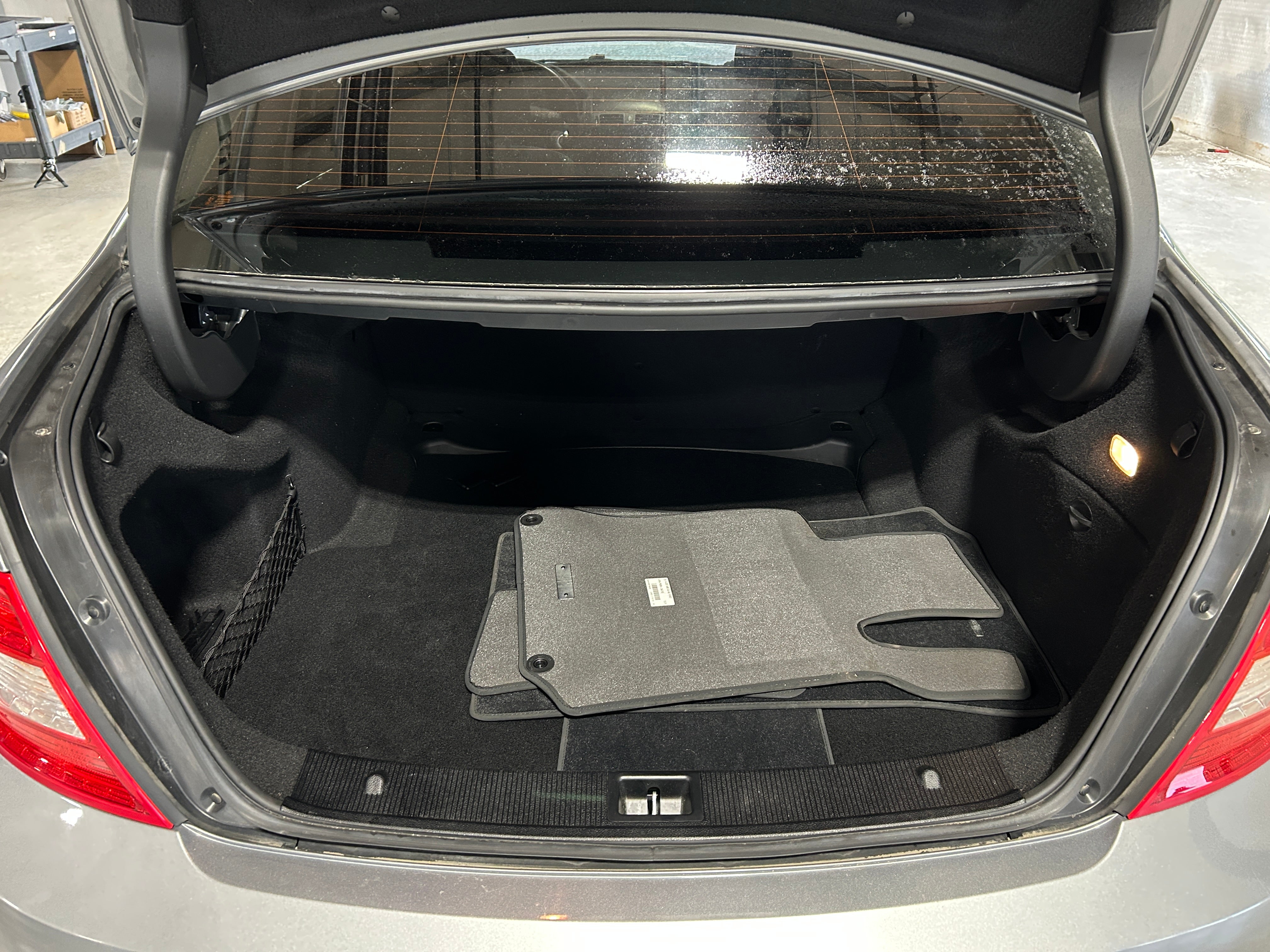 2011 Mercedes-Benz C-Class C 300 6