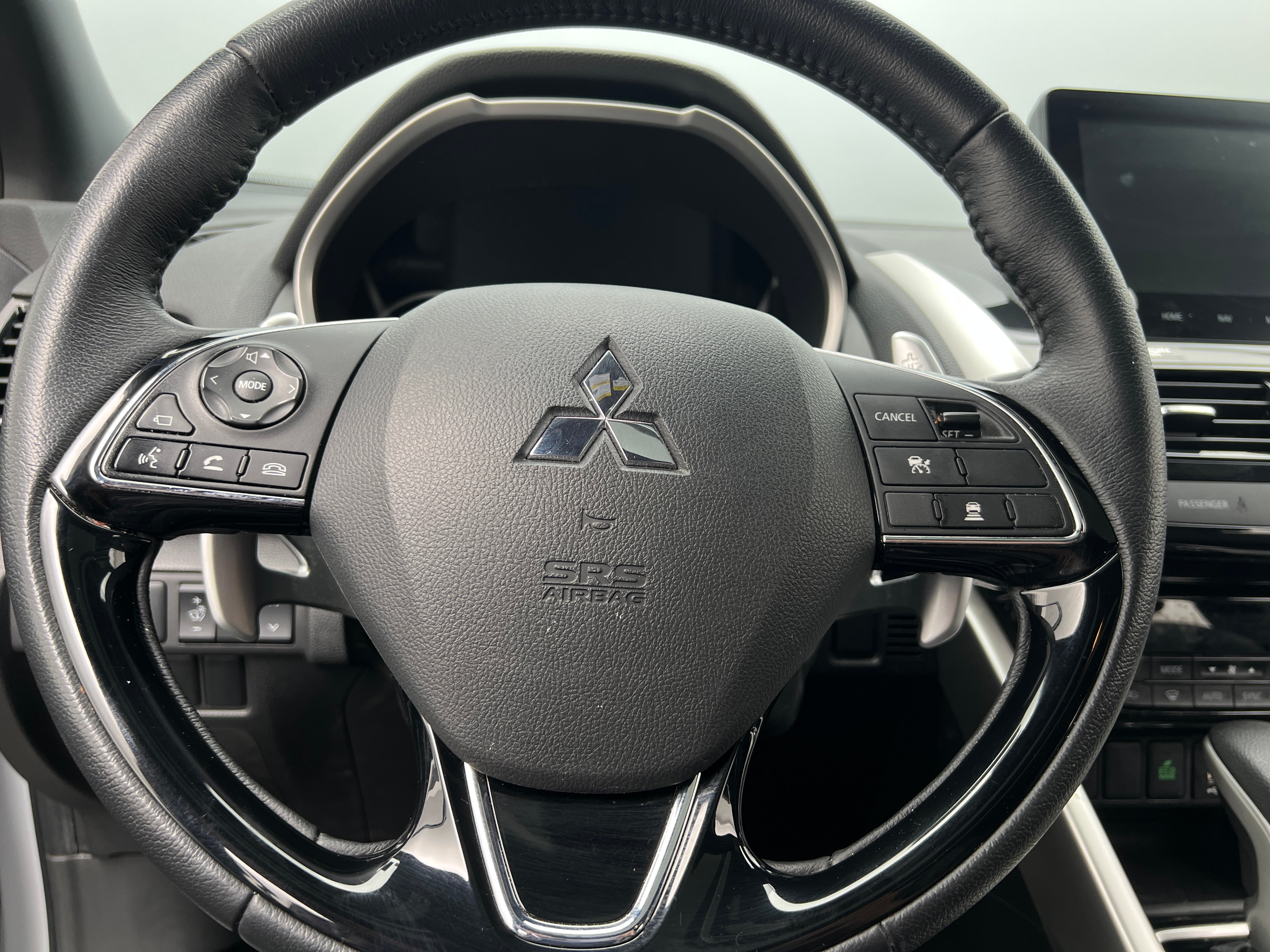 2022 Mitsubishi Eclipse Cross SEL 4