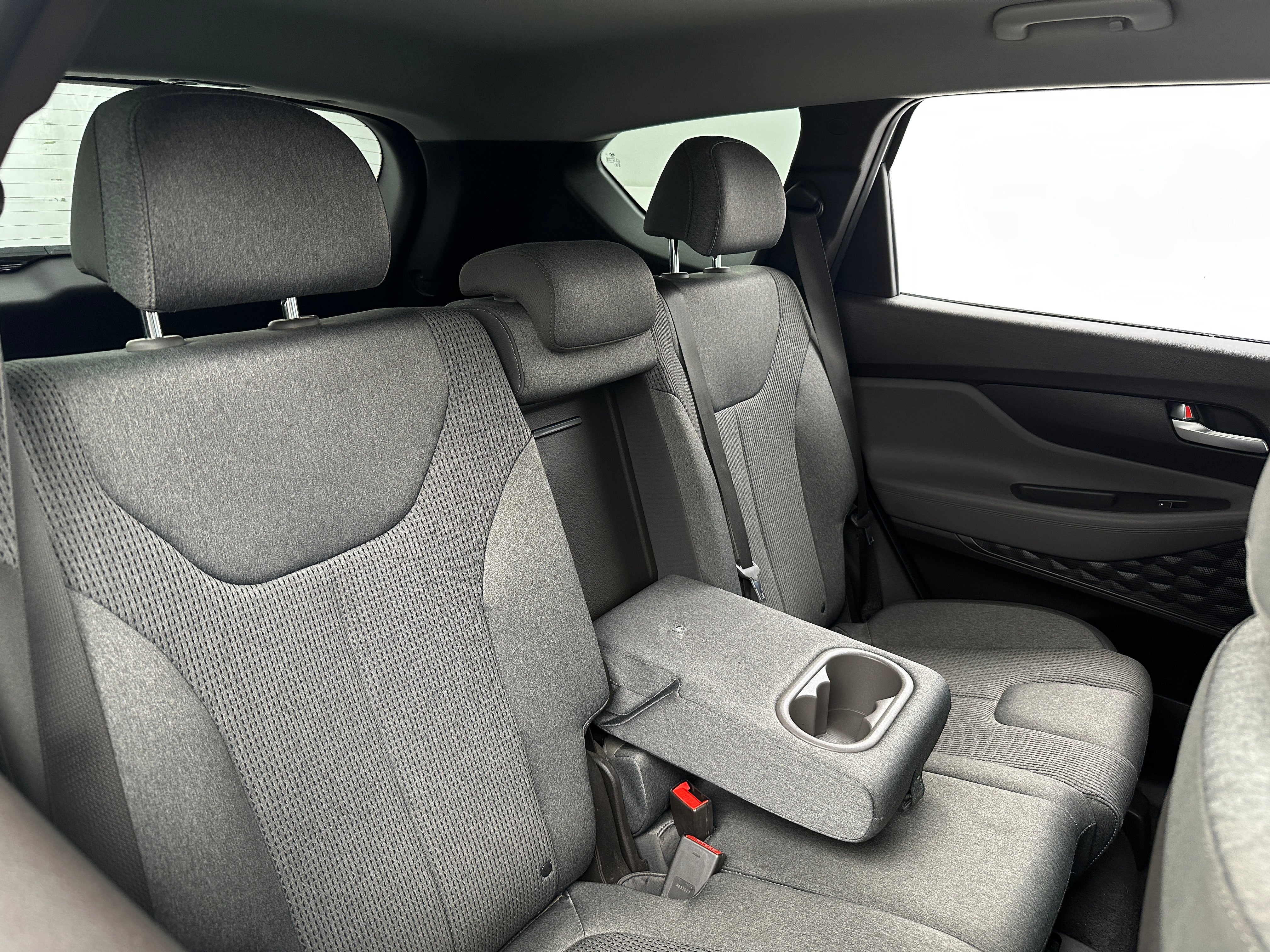 2019 Hyundai Santa Fe SE 6