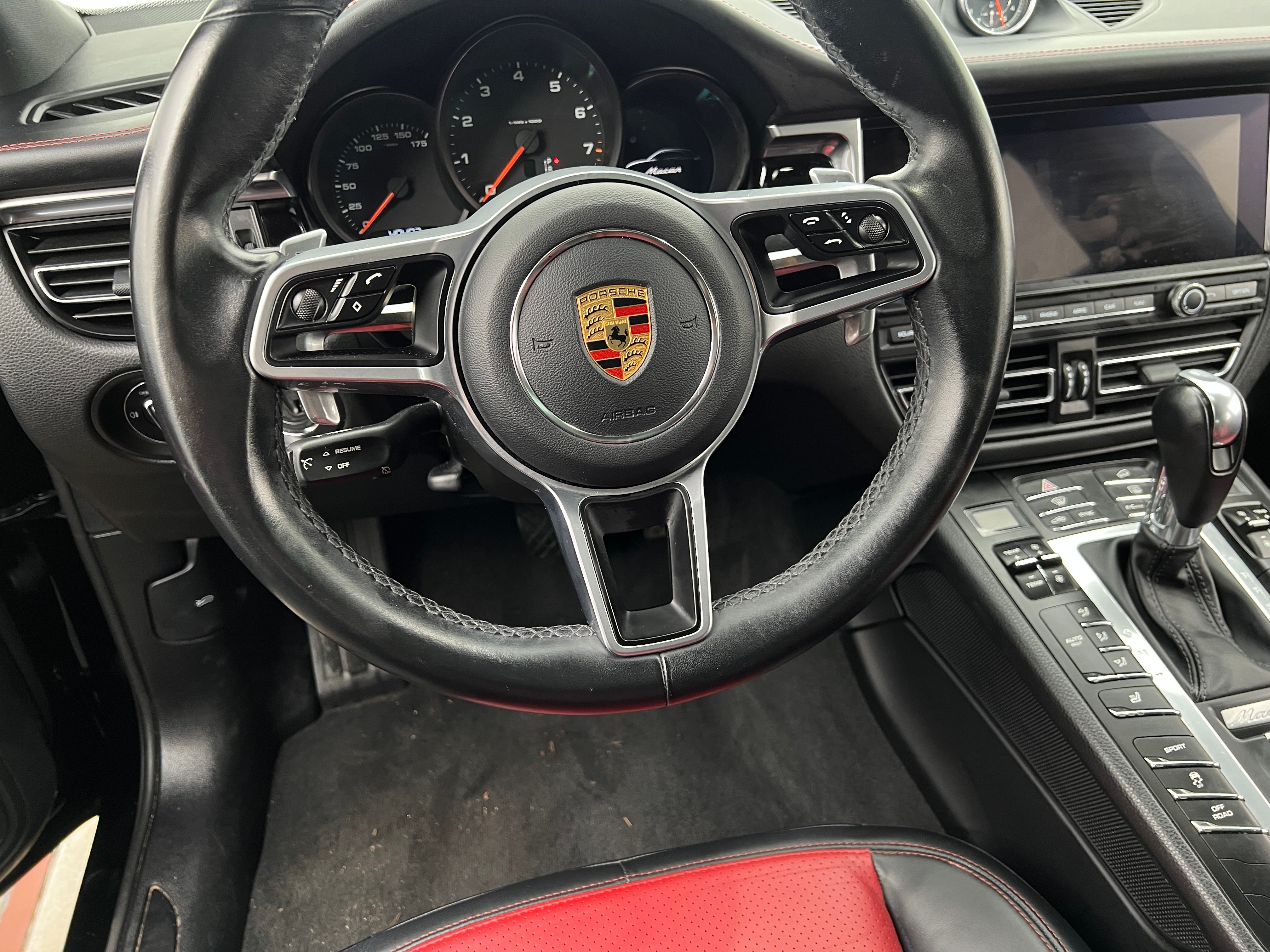 2020 Porsche Macan Base 4