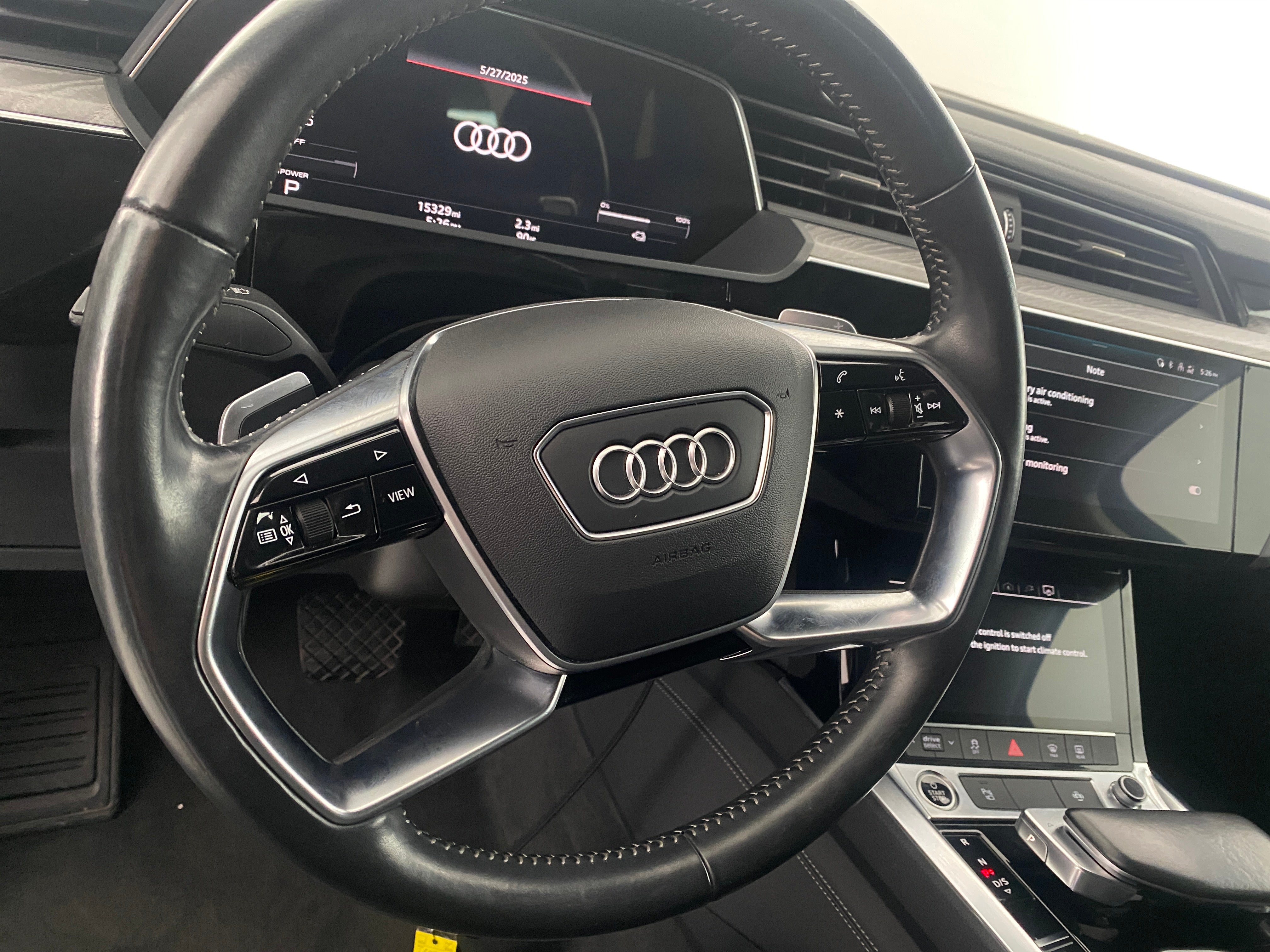 2021 Audi e-tron Premium 4
