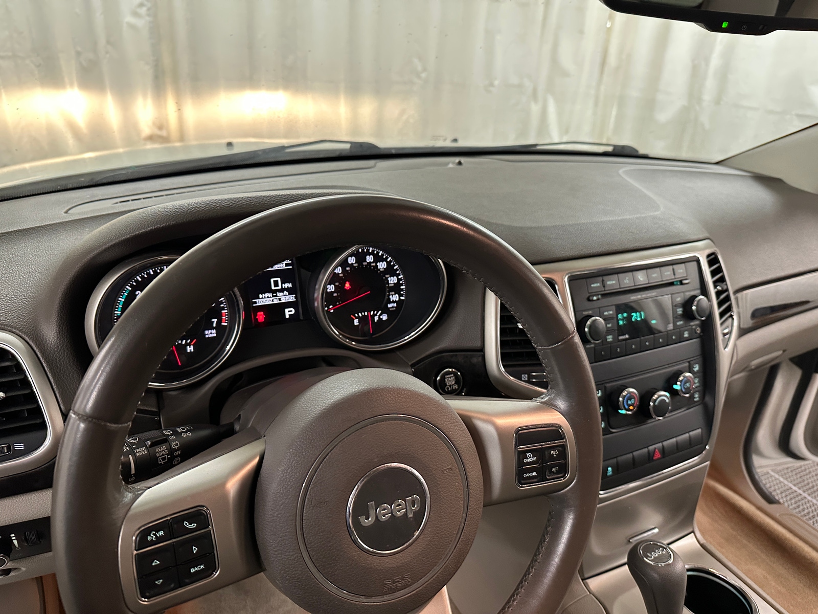 Thumbnail: 2012 Jeep Grand Cherokee - 3