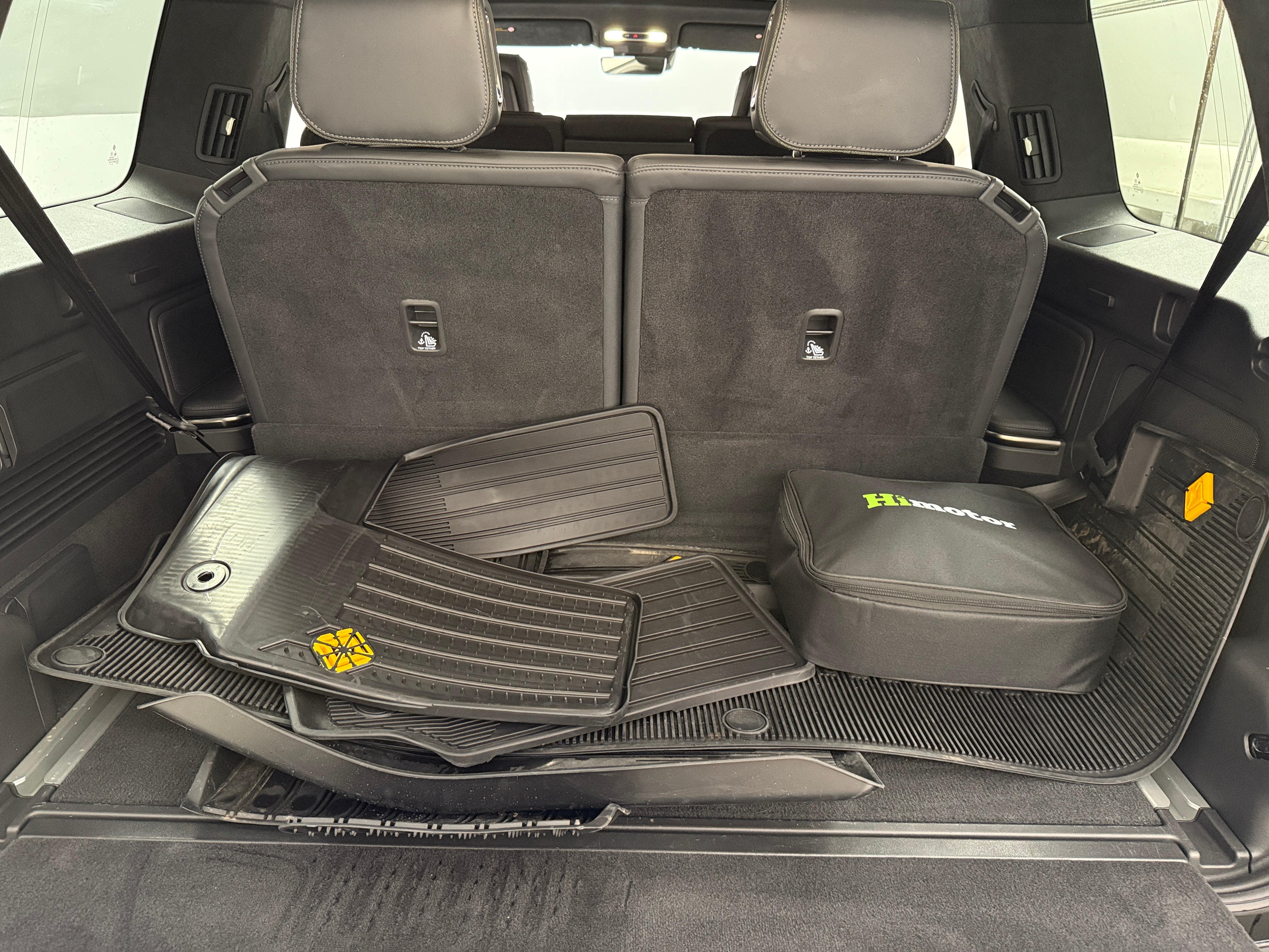 2023 Rivian R1S Adventure 6