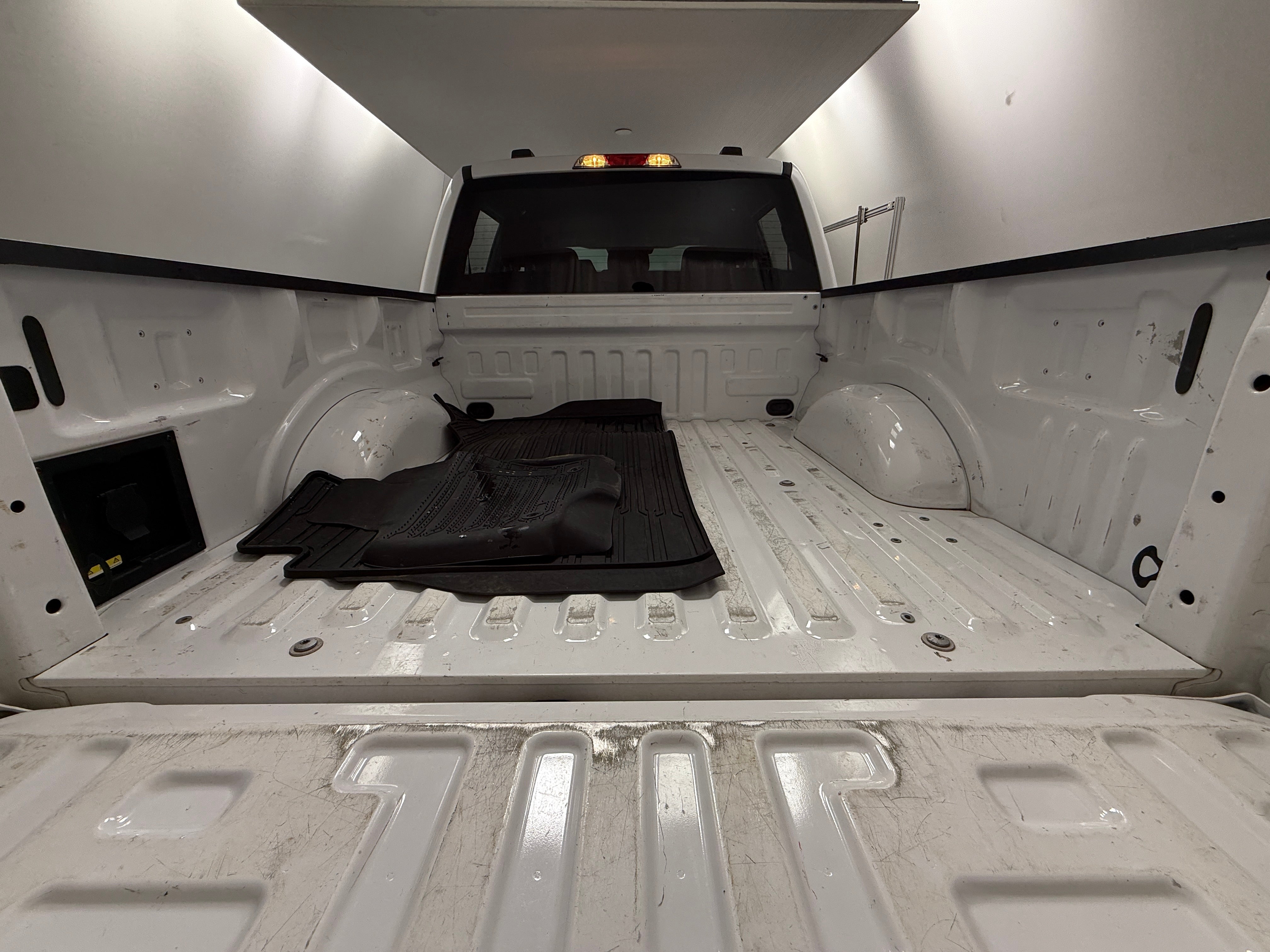 2022 Ford Econoline E-150 7