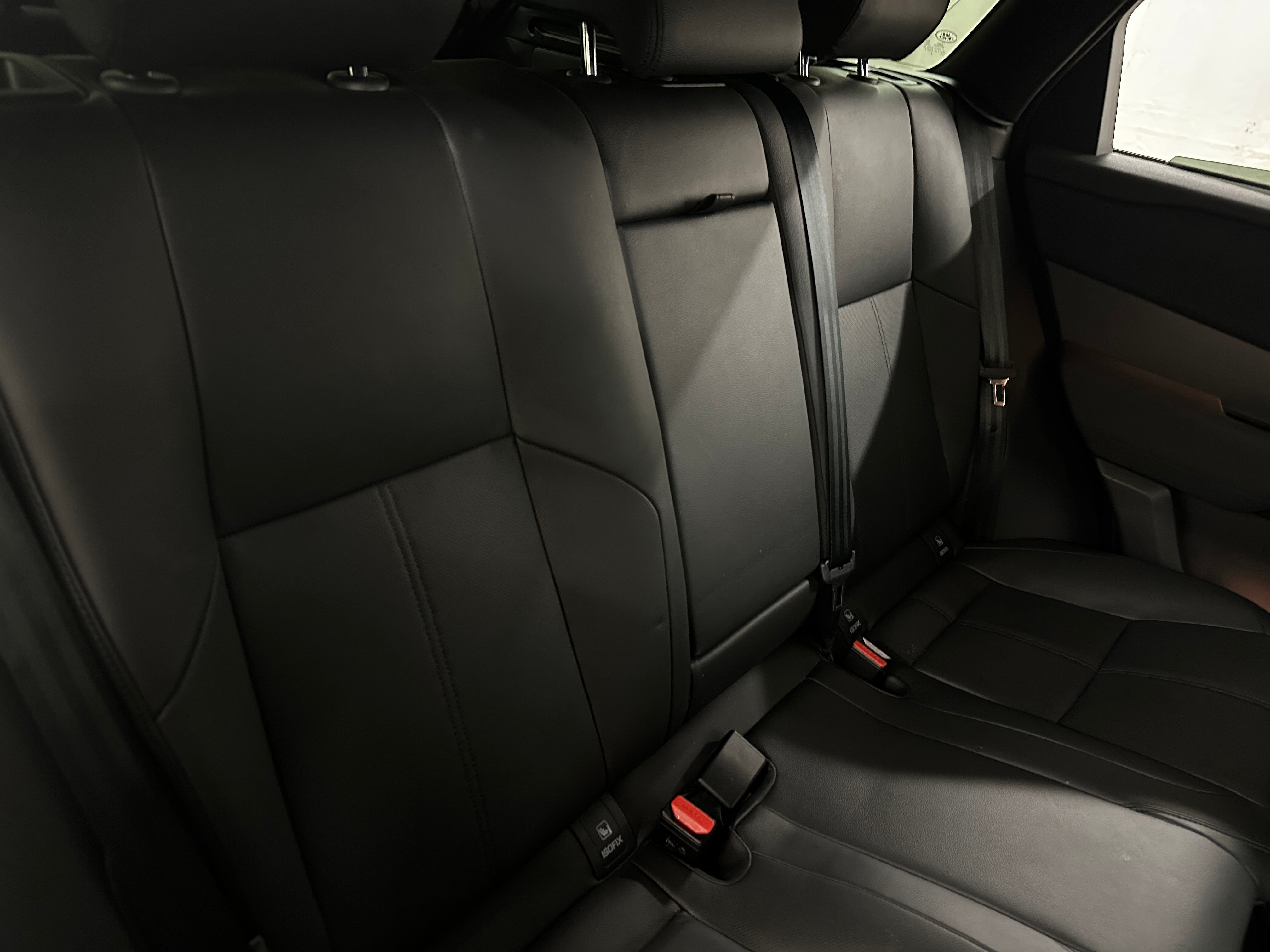 2025 Land Rover Range Rover Velar Dynamic SE 5