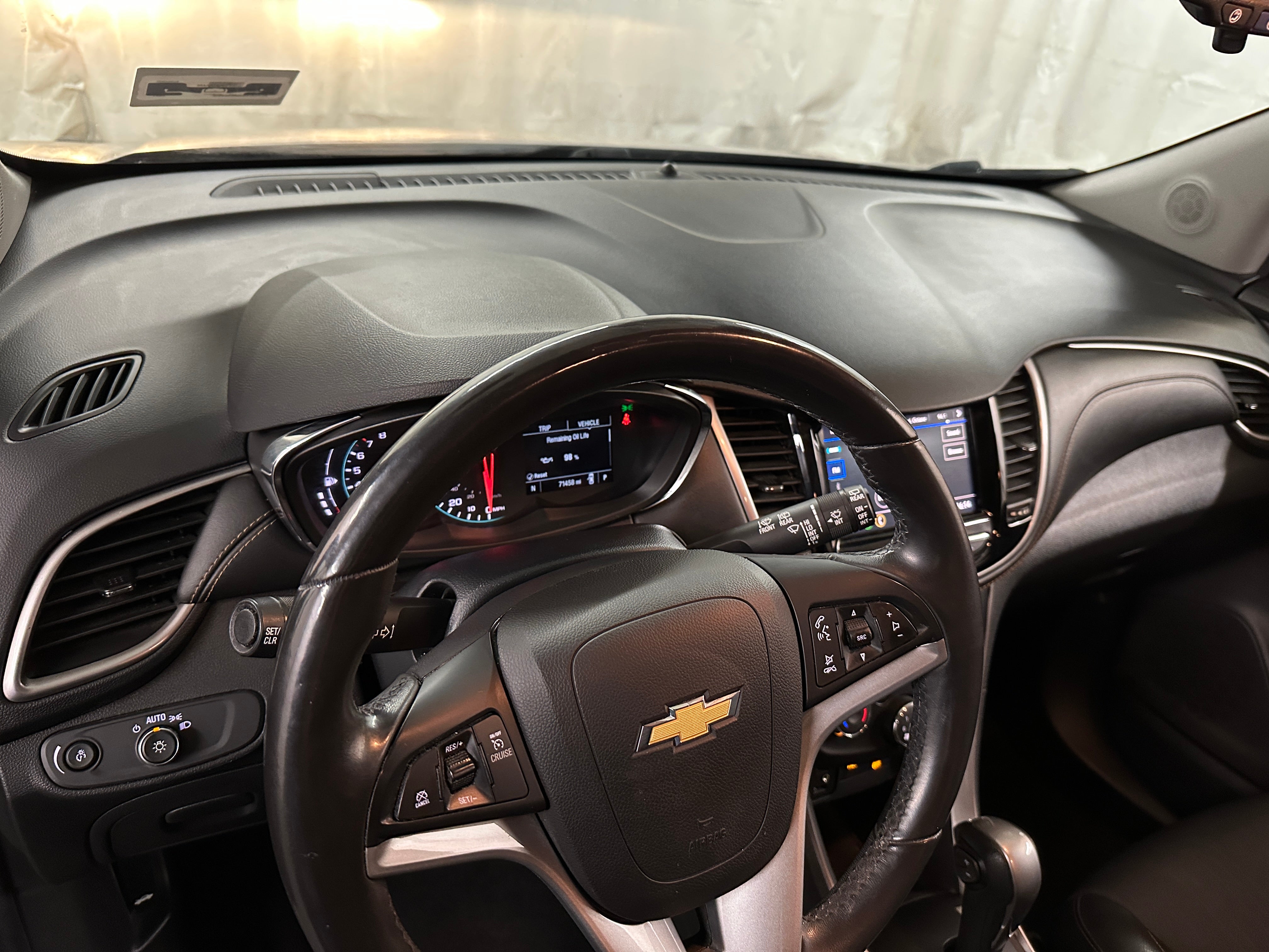 2021 Chevrolet Trax LT 2