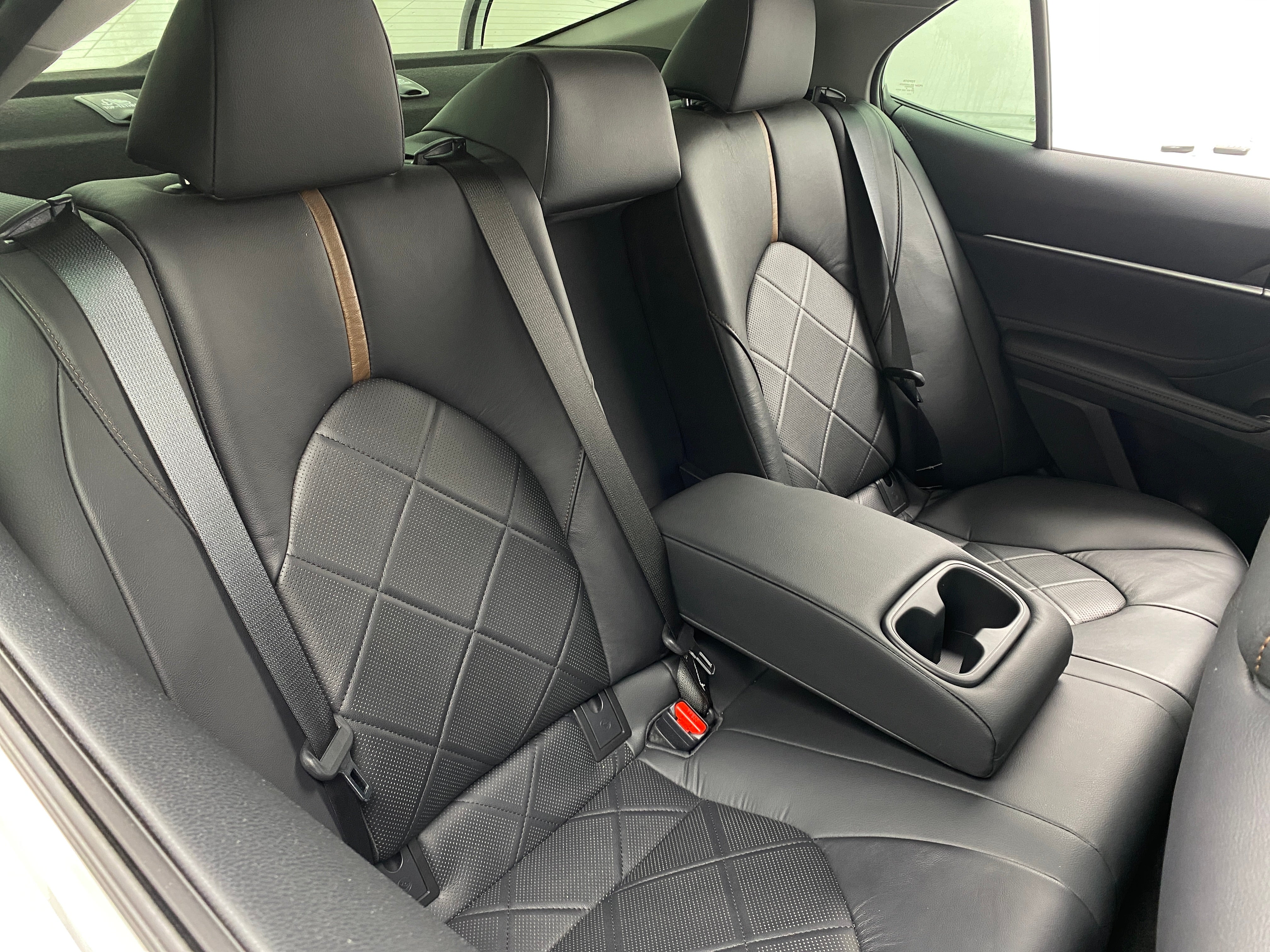 2018 Toyota Camry XLE 6