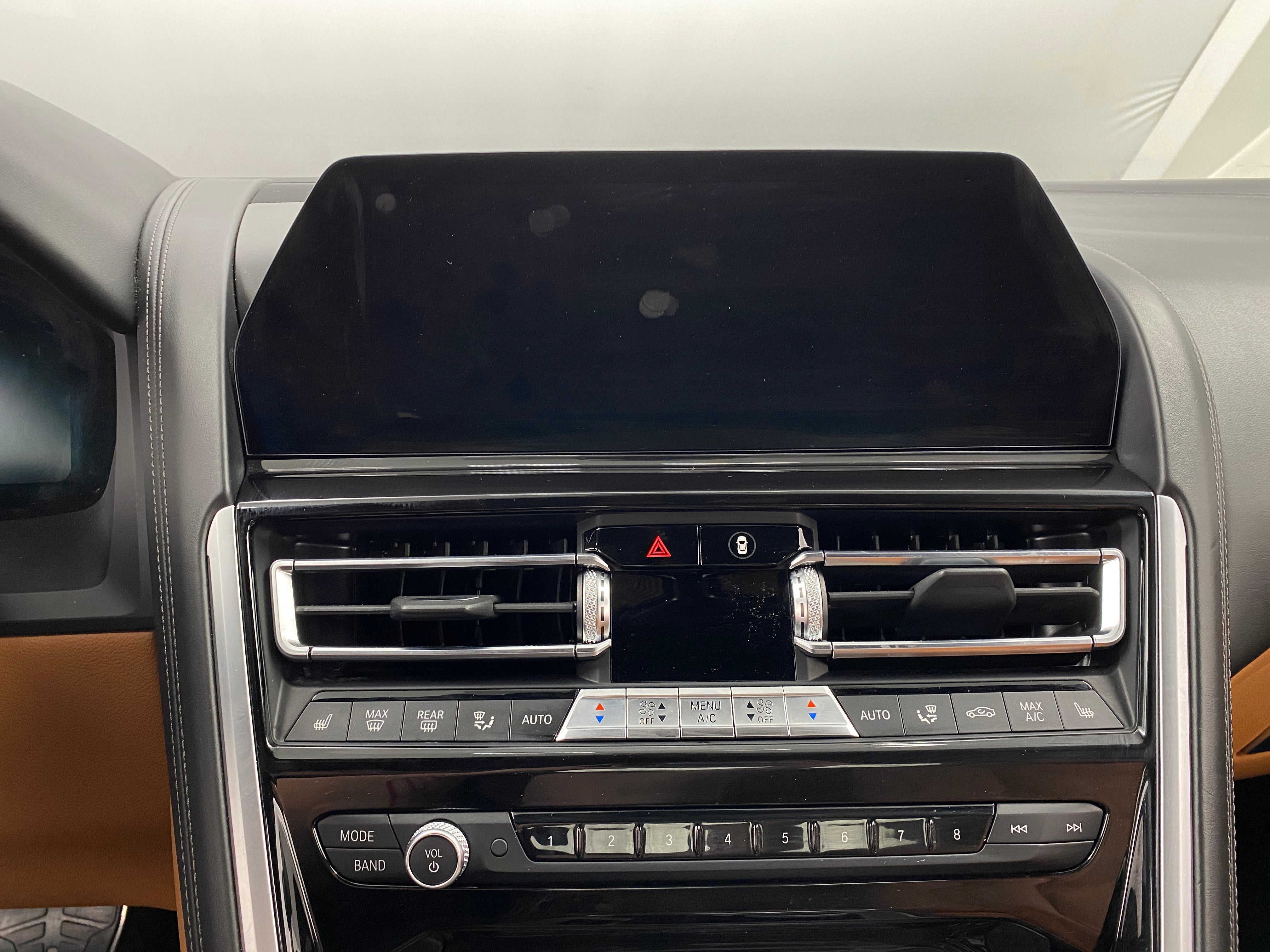 2020 BMW 8 Series 840i xDrive 2