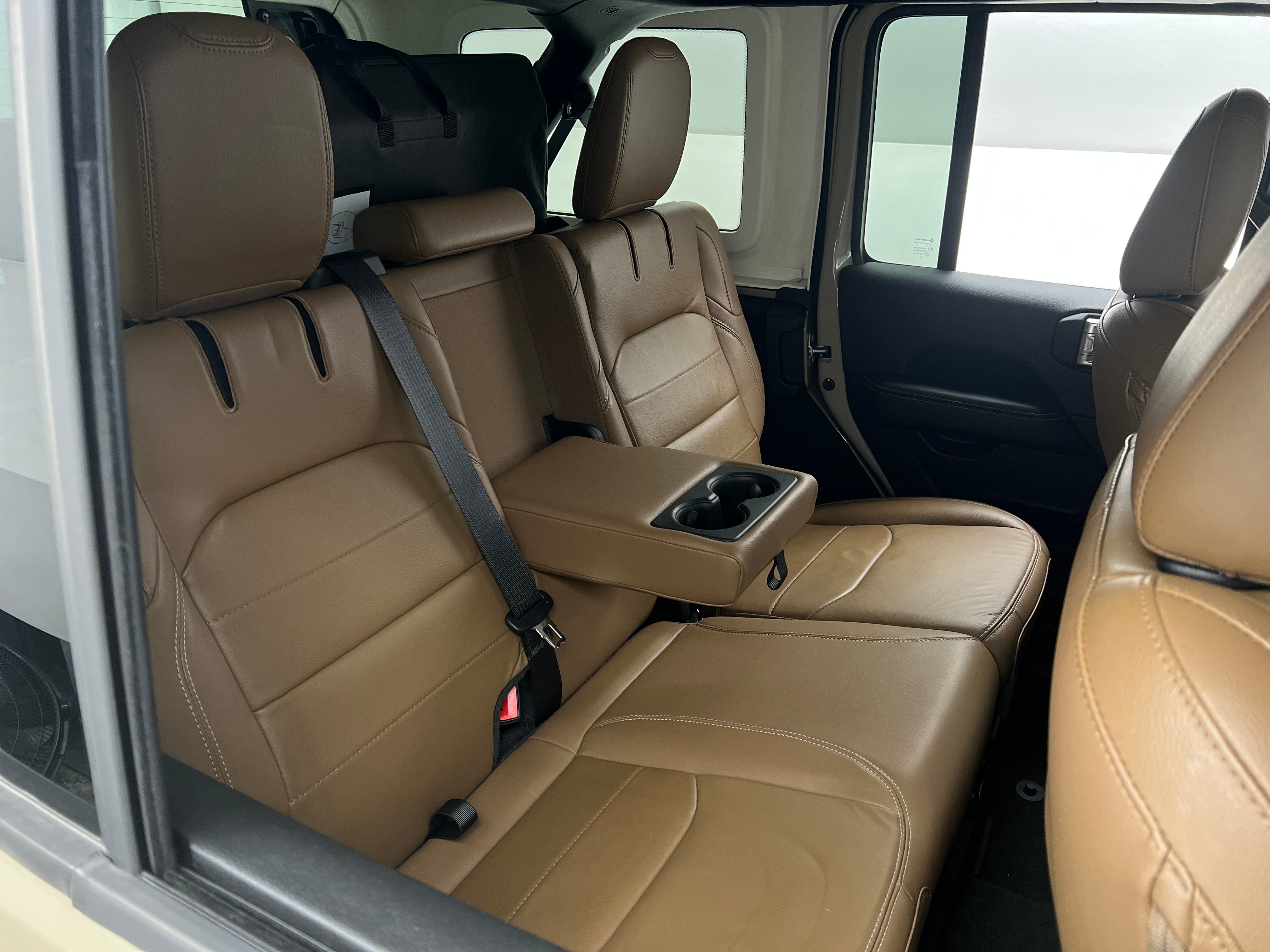 2022 Jeep Wrangler Unlimited Sahara 4xe 6