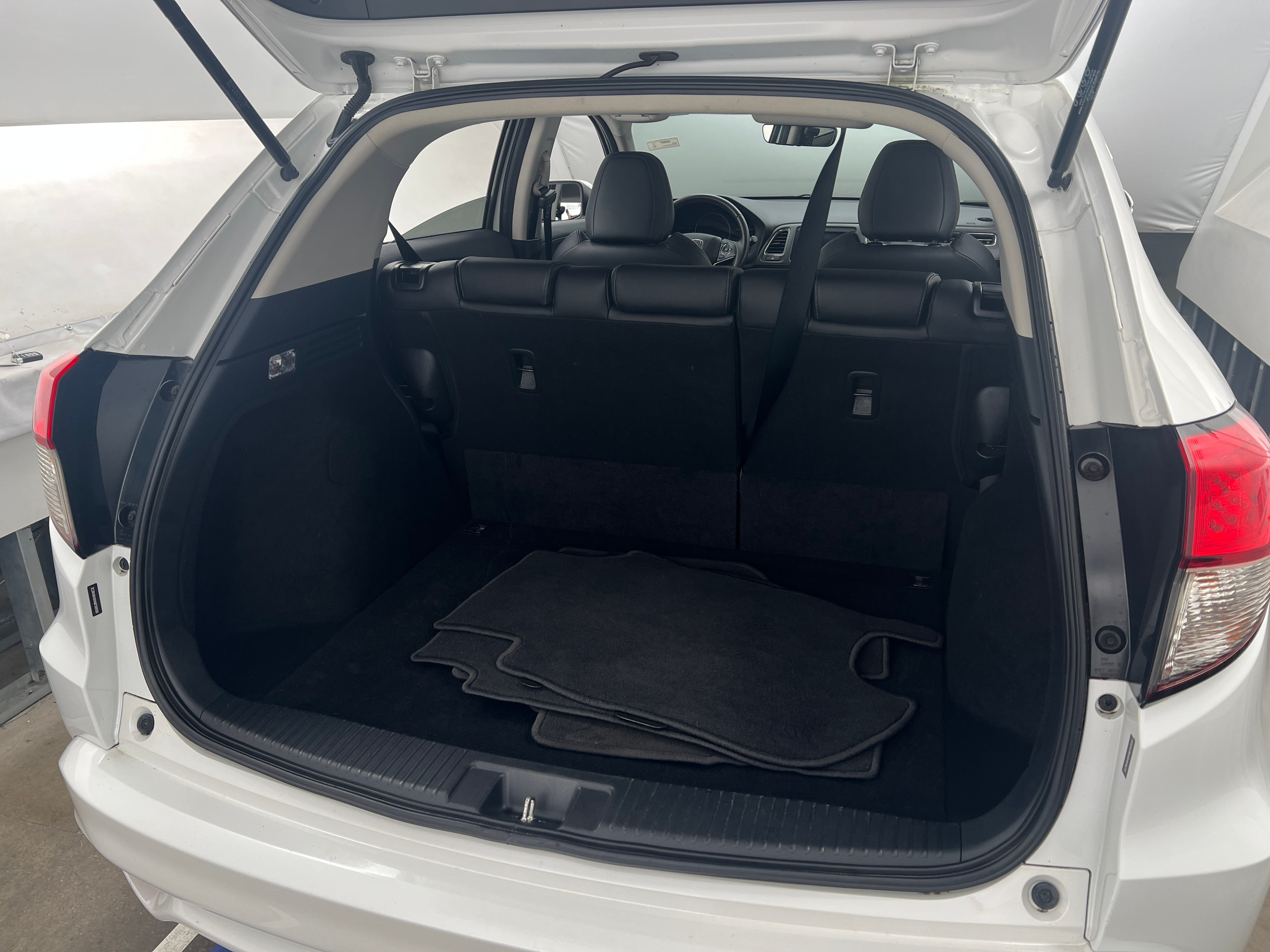 2019 Honda HR-V Touring 6