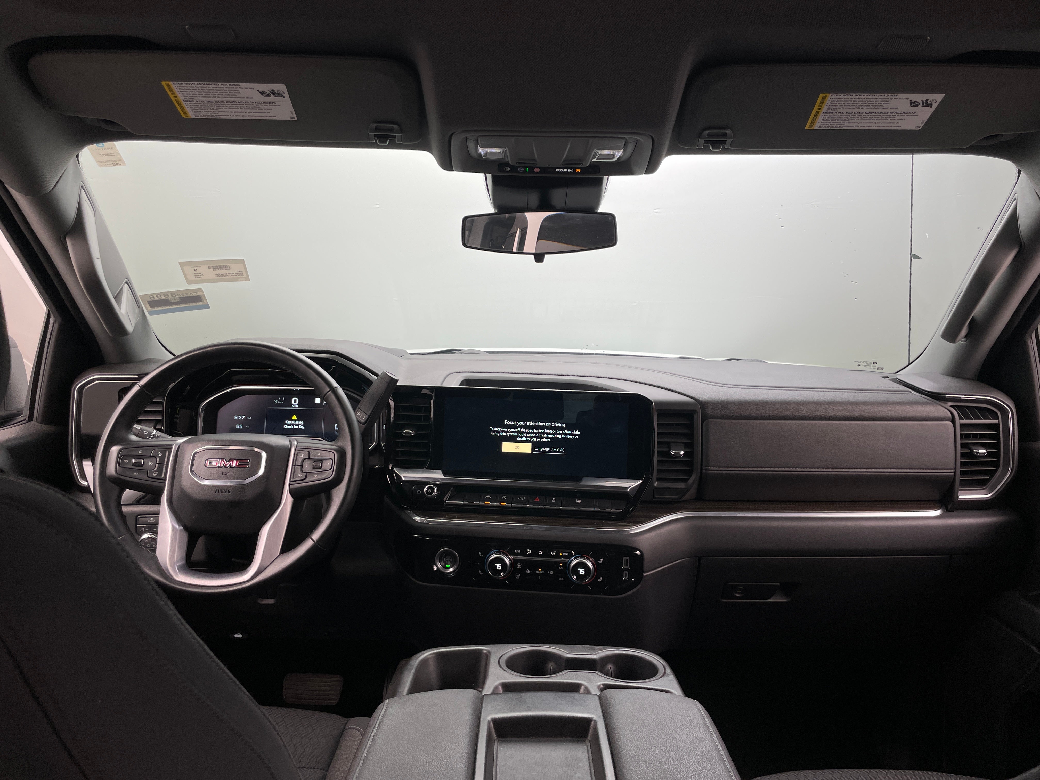 2023 GMC Sierra 1500 Elevation 3
